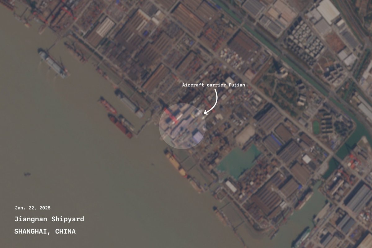 Aircraft Carrier Fujian Enters Dry Dock