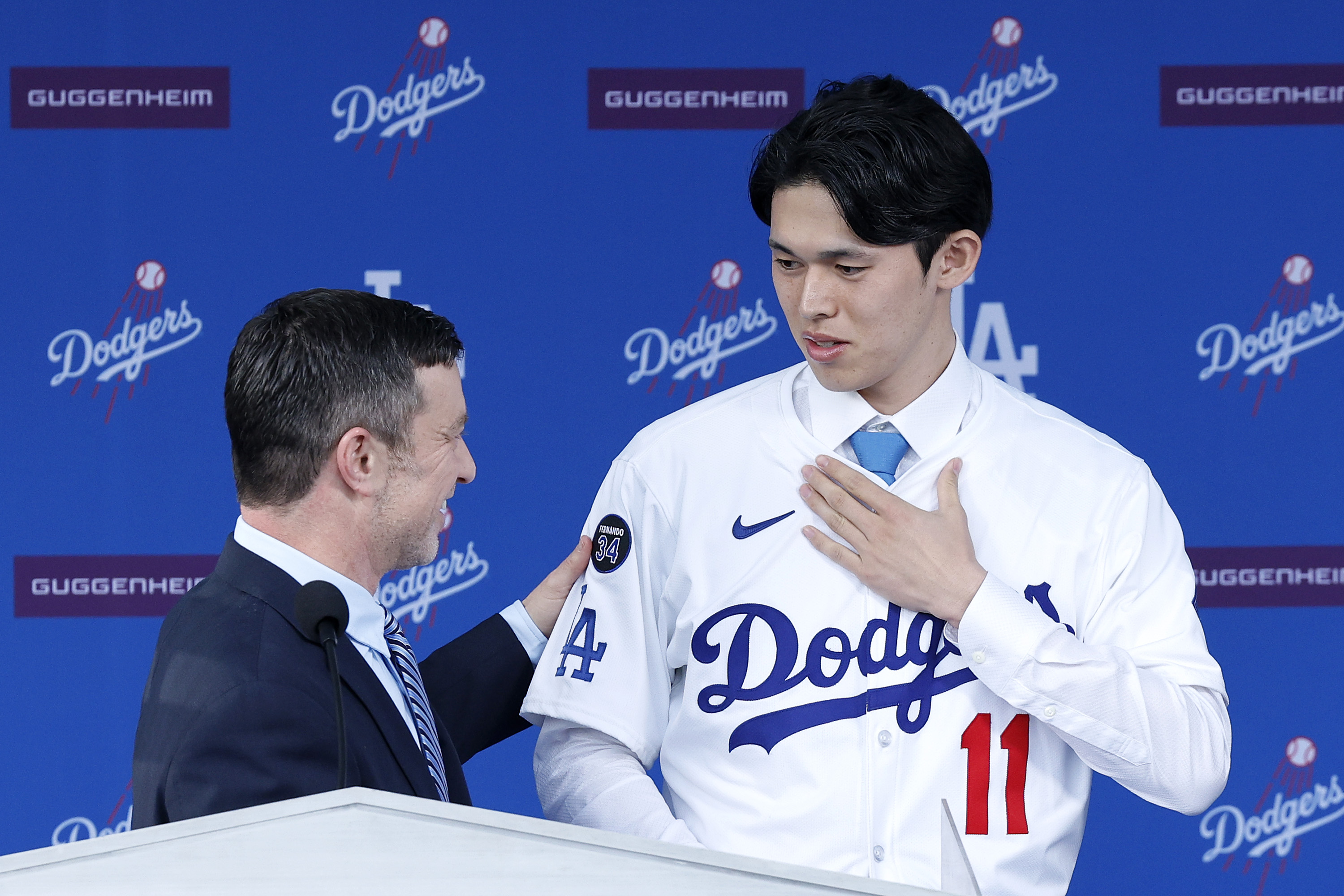 Roki Sasaki Reveals Motivation in Signing With Dodgers Over Padres, Blue Jays, Others