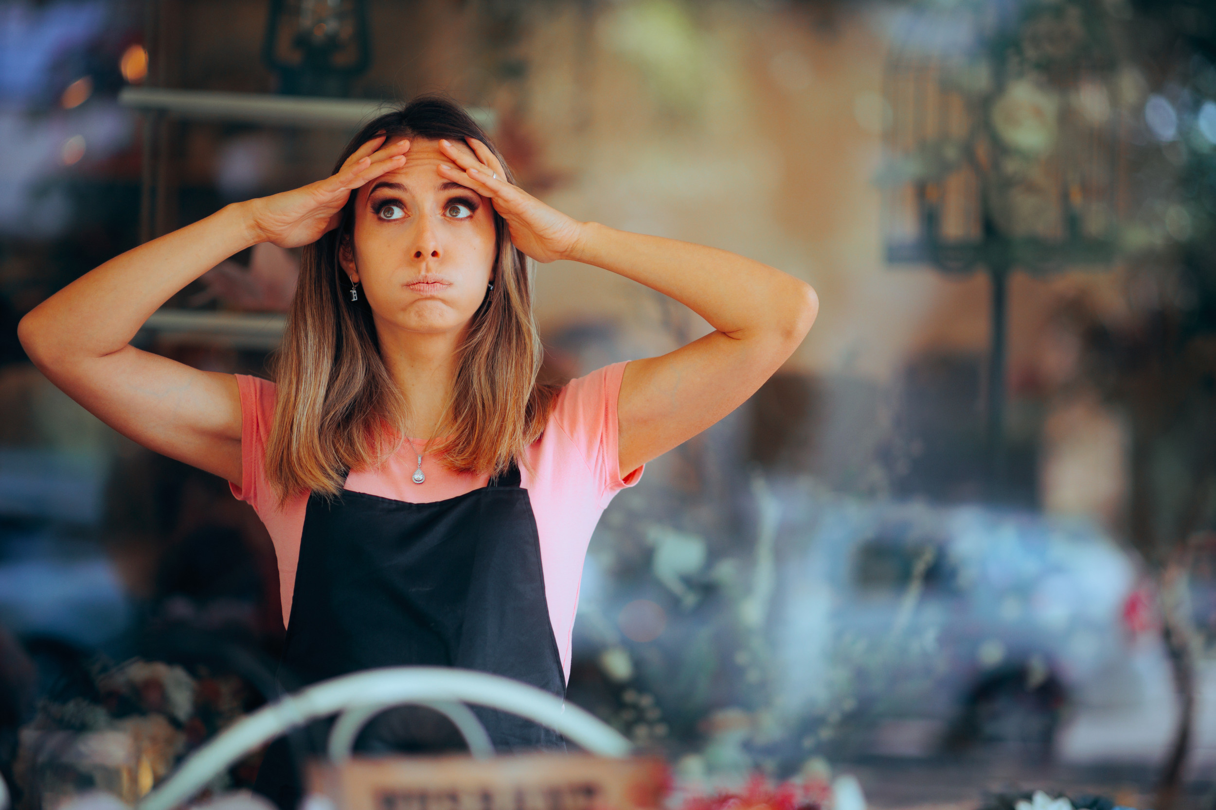 Server Stunned by What Diner Does After Being Told She's 90 Cents Short on ...