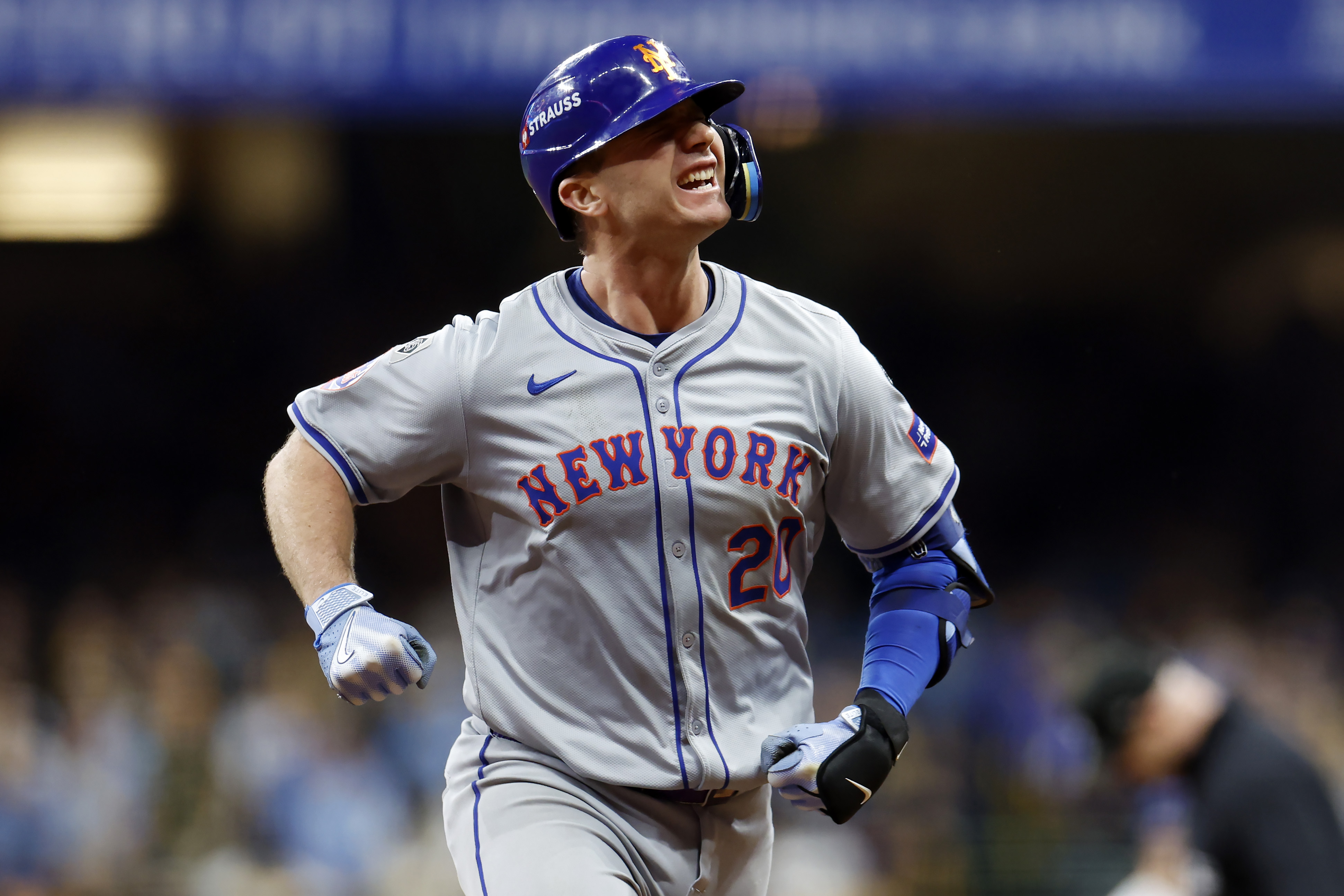 Mets Owner Blasts Exhausting Pete Alonso Negotiations, Confirms Significant Offer