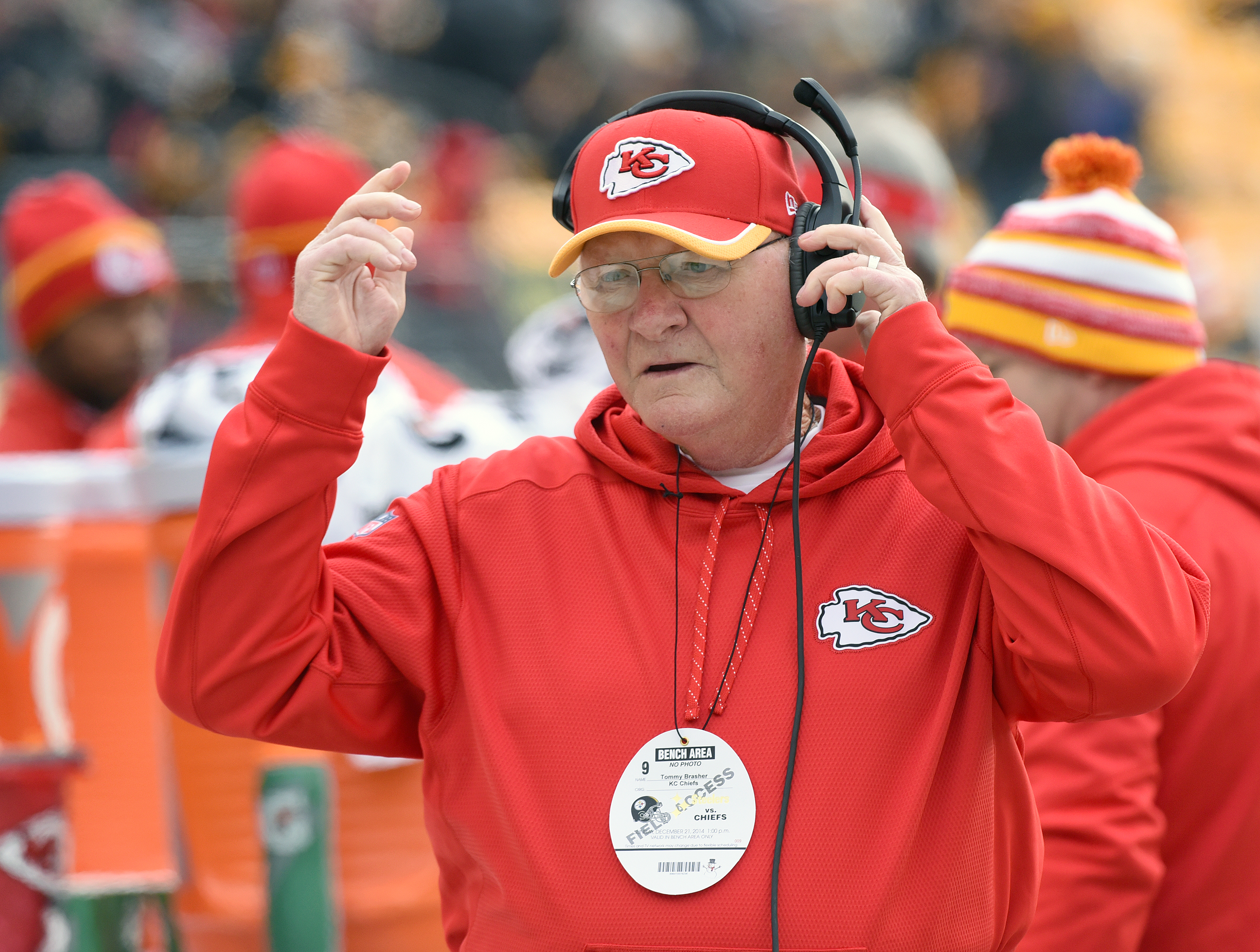Chiefs Coach Who Was Recently NFLs Oldest Assistant Passes Away