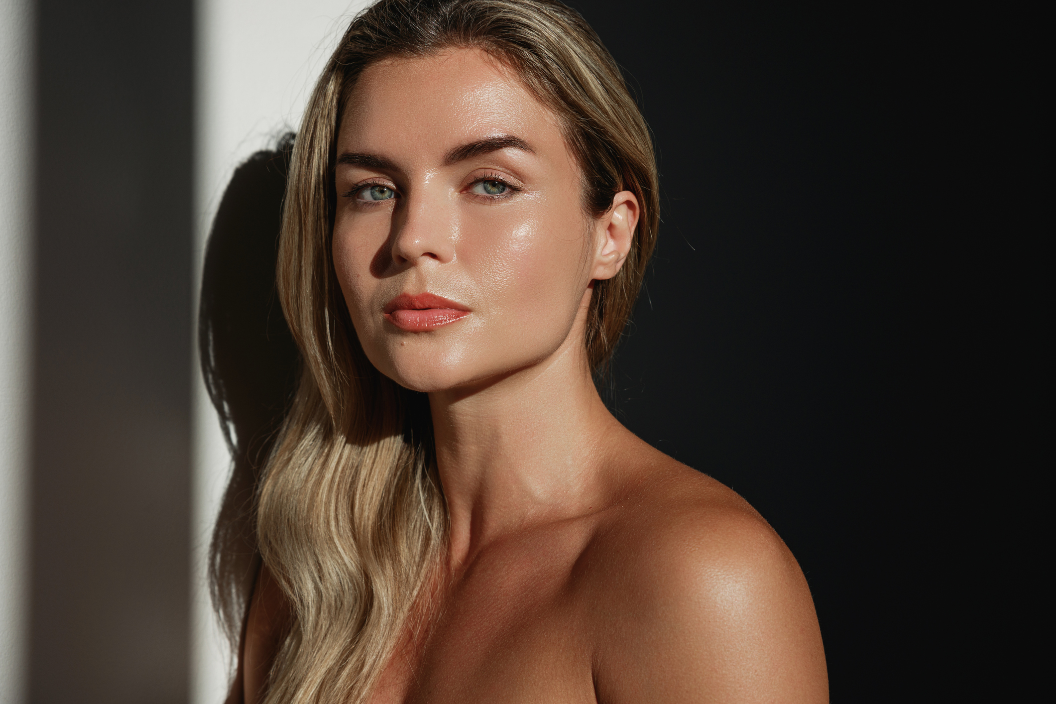 Why You Should Start Microdosing Makeup, says Top MUA Lisa Eldridge