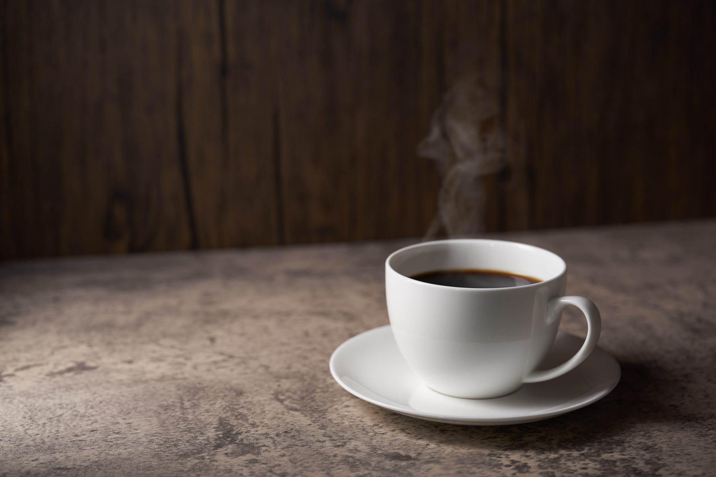 Business Owner Refusing To Honor Customers Expired Loyalty Card Splits Internet