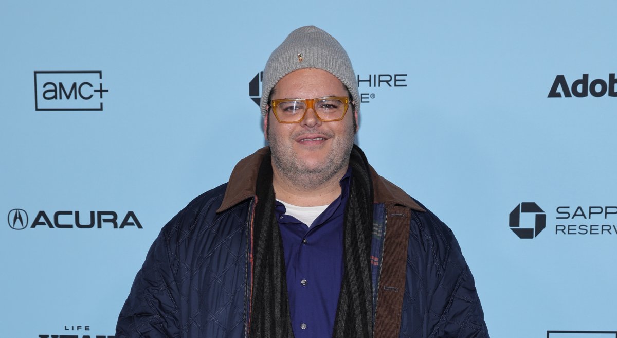 Josh Gad