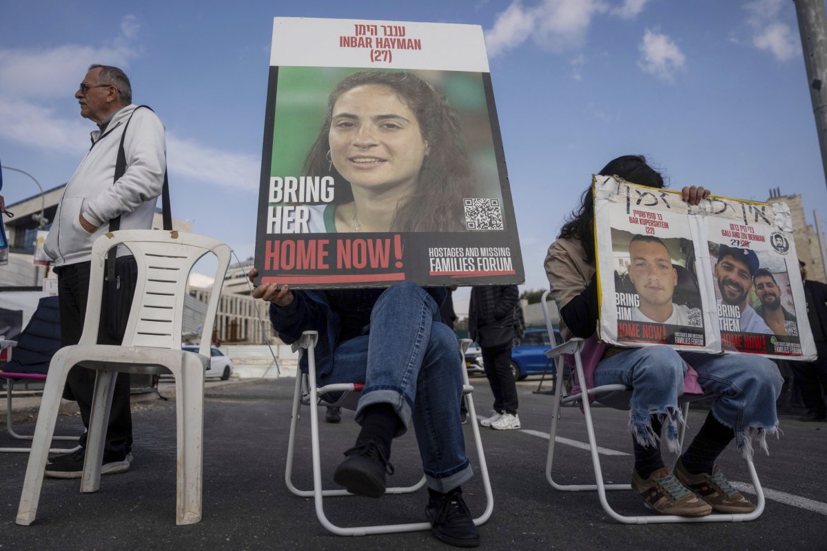 Supporters of Israeli hostages
