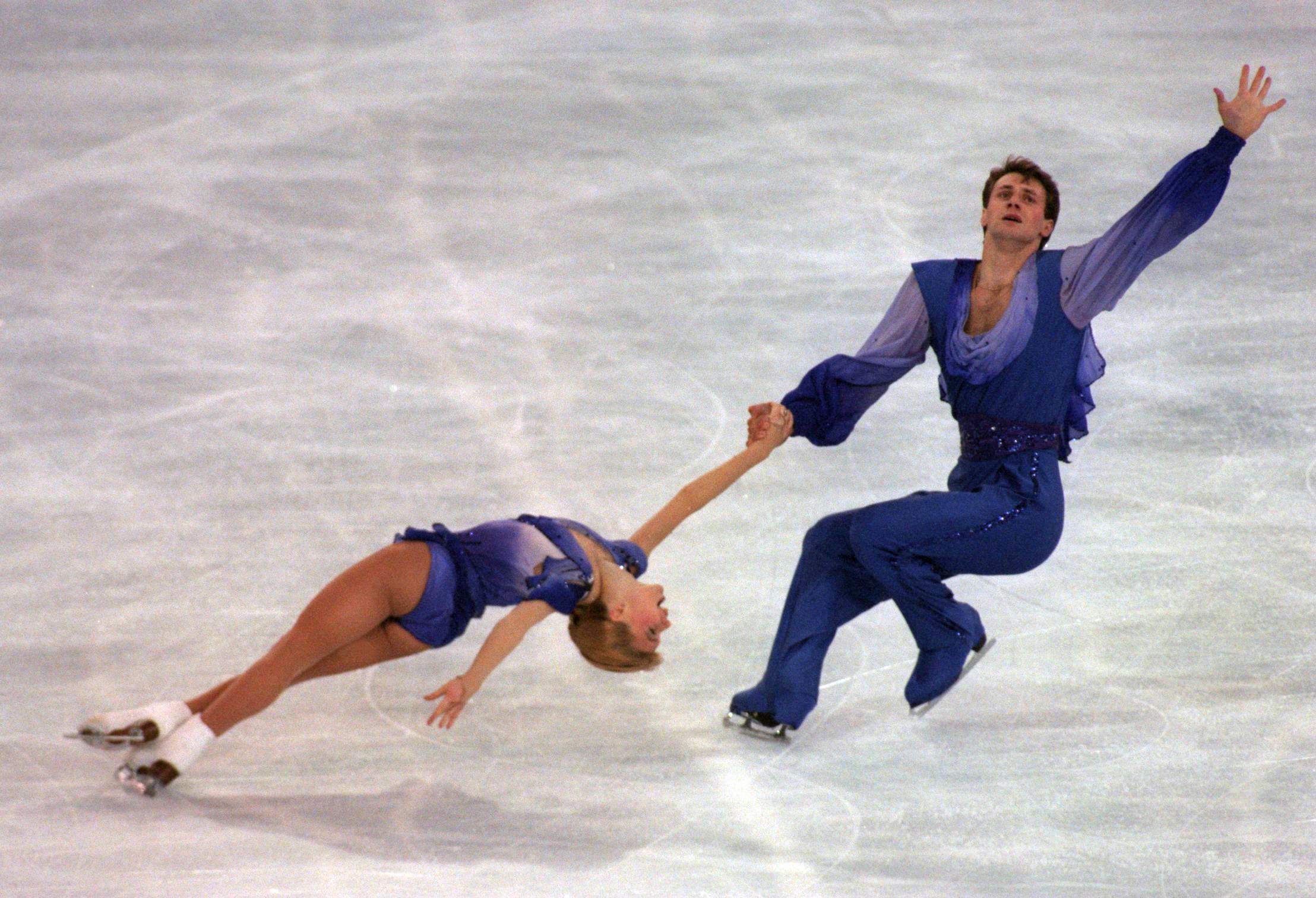 Figure Skaters, Coaches Identified as DC Plane Crash Victims