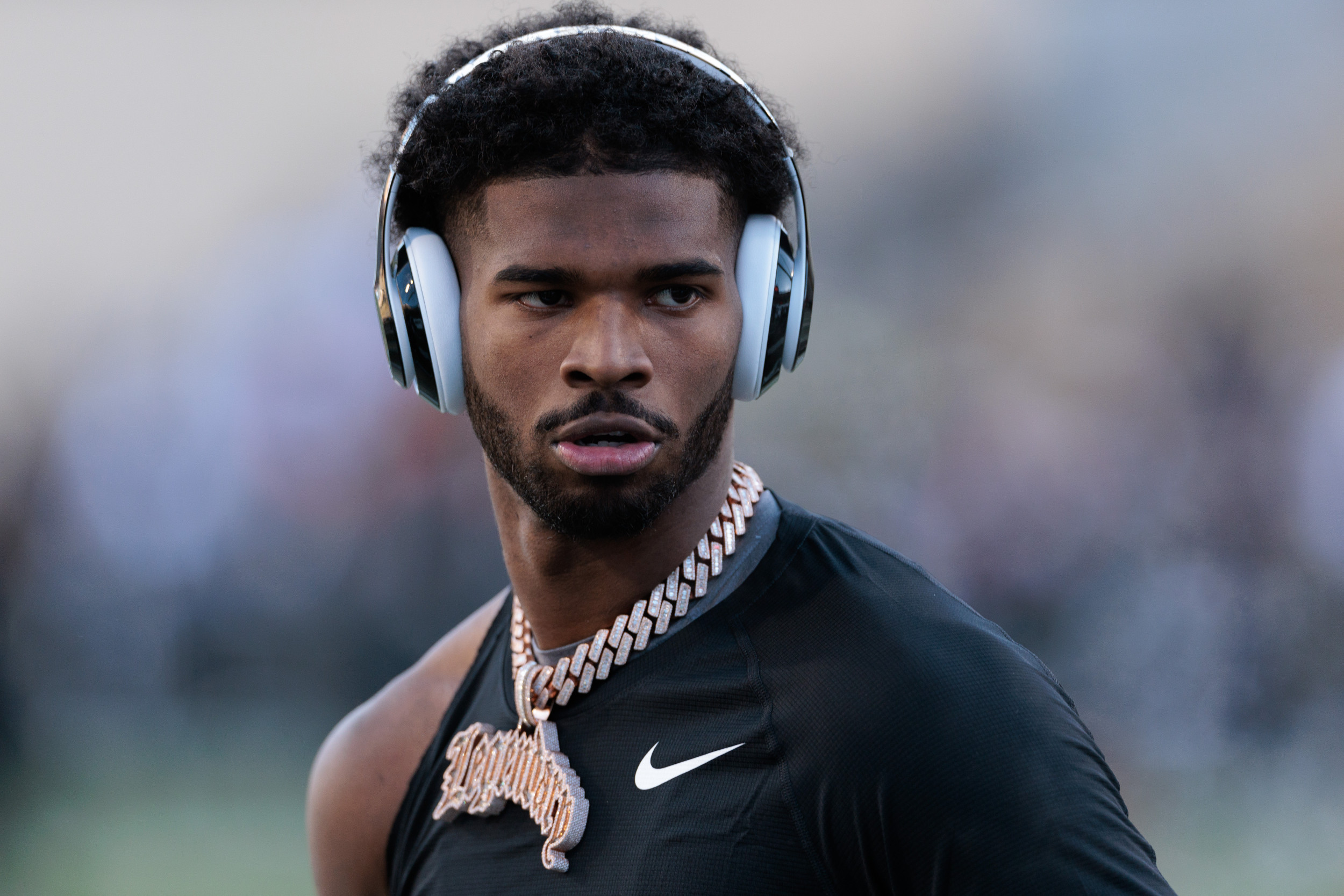 New NFL Mock Draft Has Shedeur Sanders Fall to Surprising Team