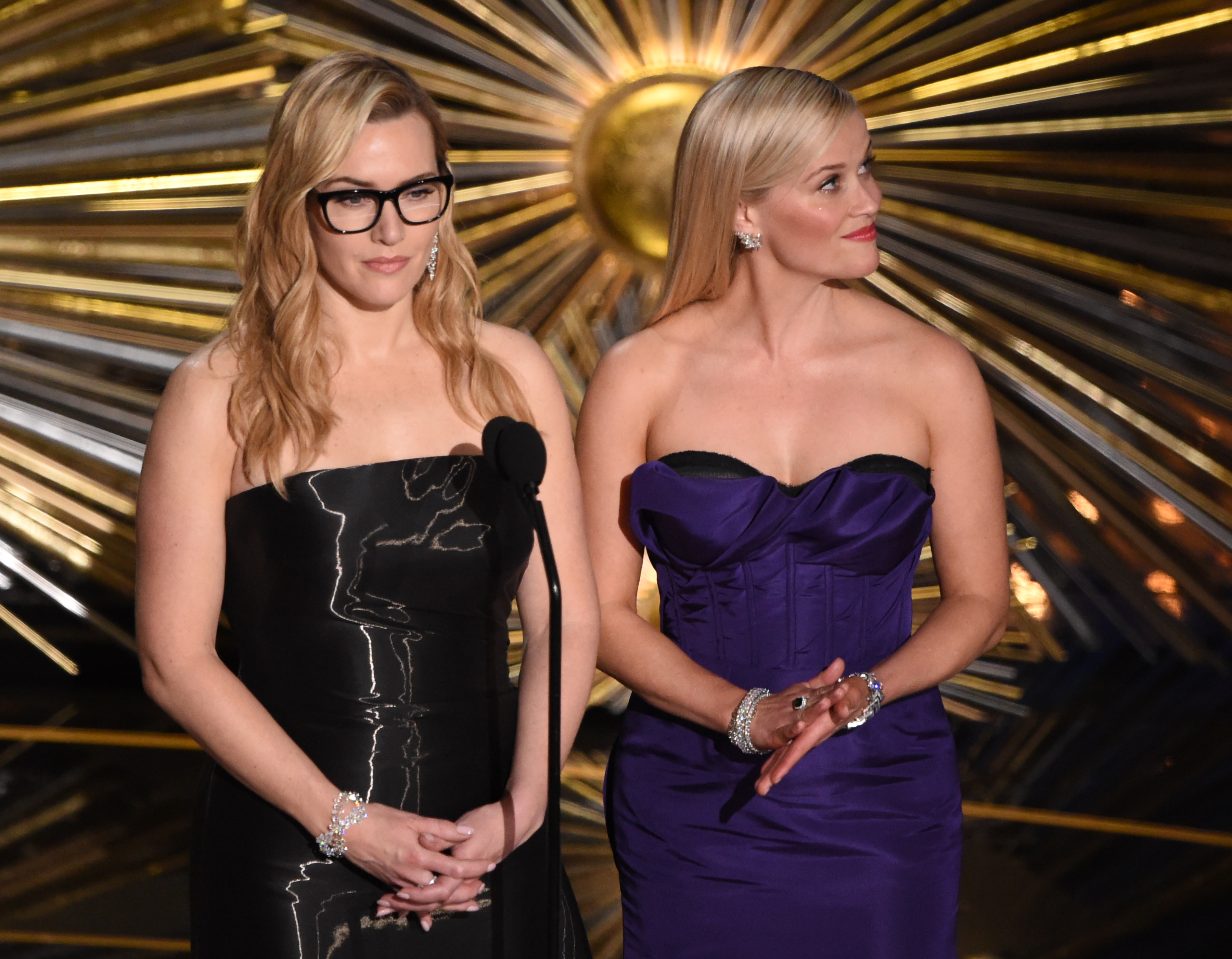 Fans speculate on which actress Reese Witherspoon says 'doesn't like' her