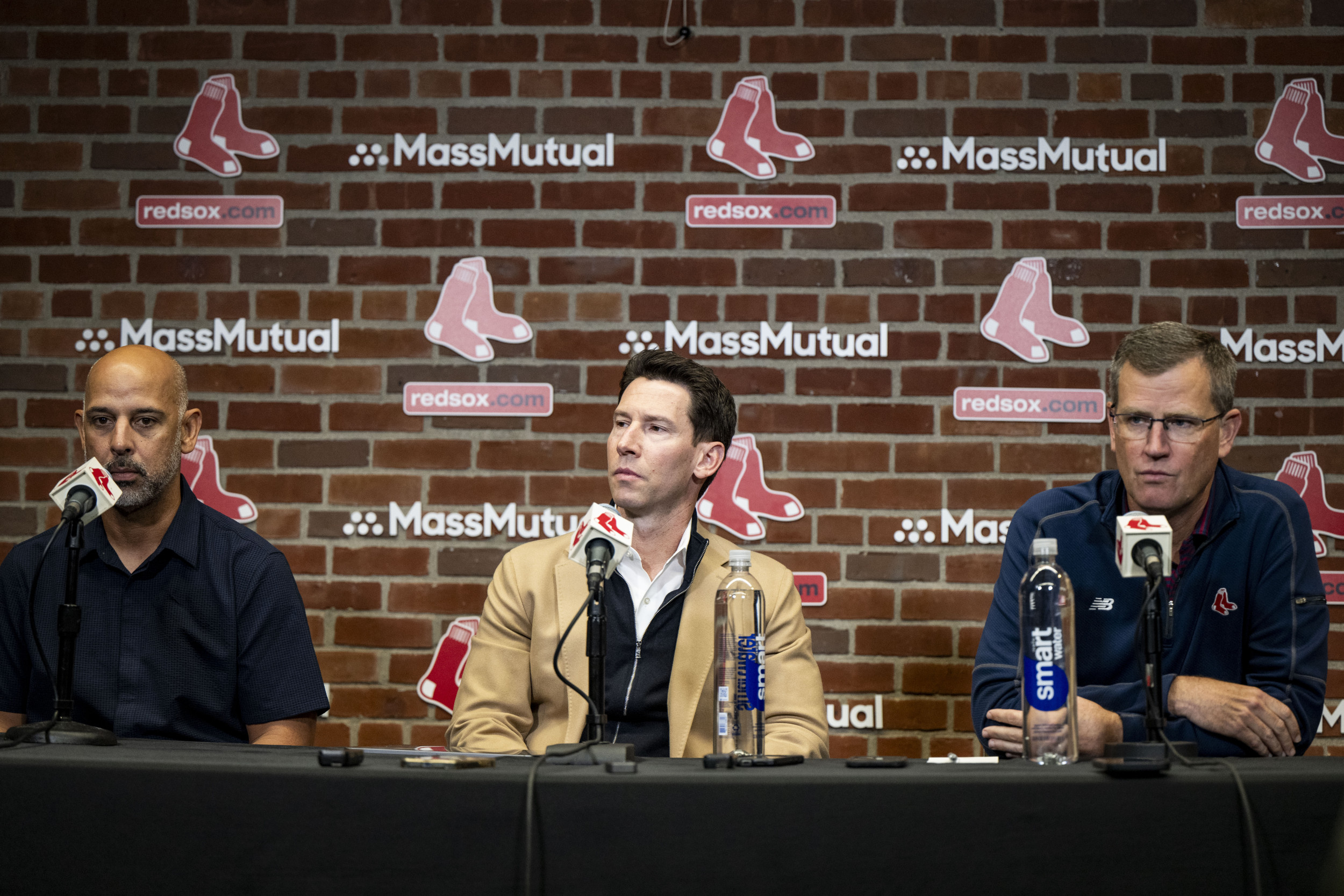 Red Sox Reportedly Cautious About Spending On Free Agents In Favor Of Prospects