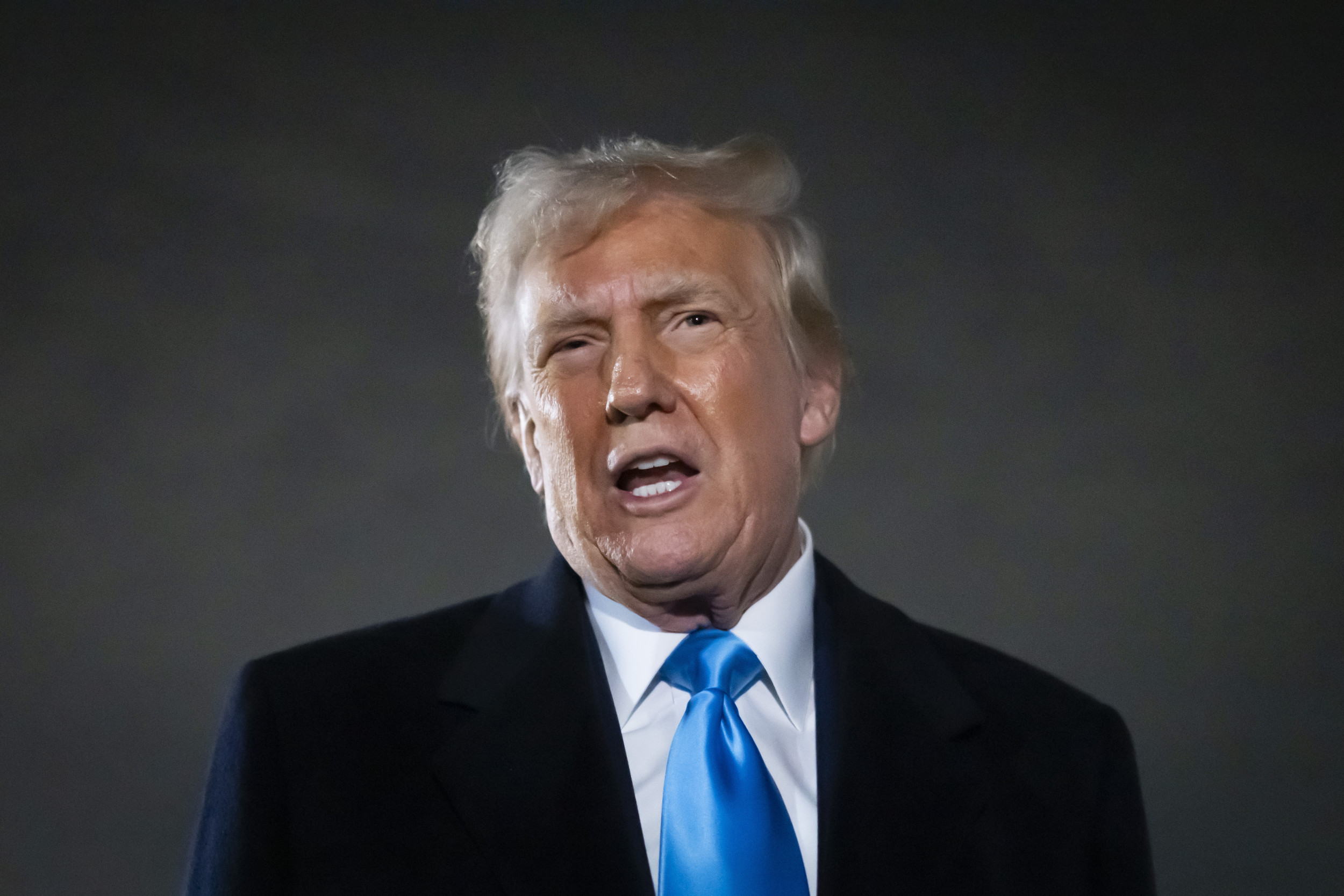 Why Are Cryptocurrencies Crashing? Trump Tariffs Spook Markets