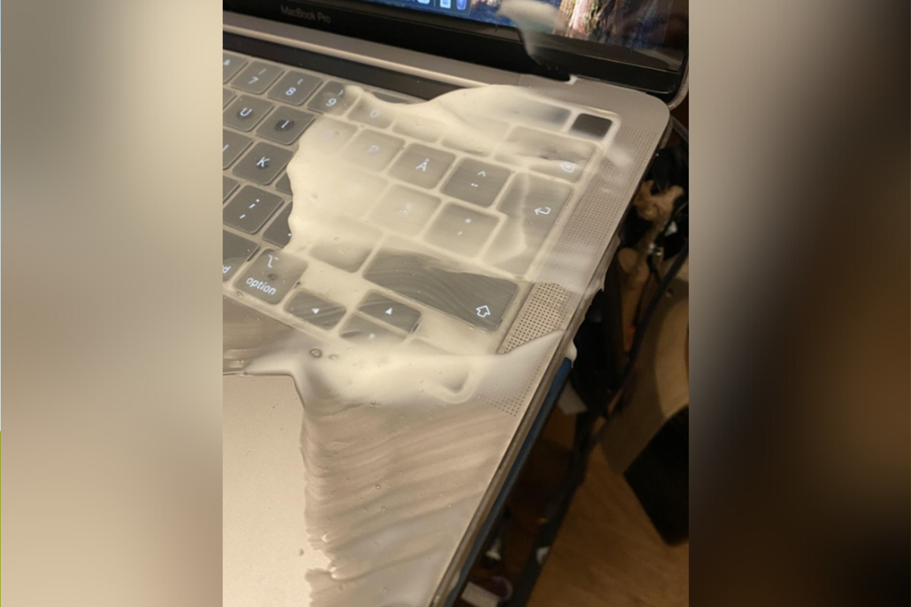 Internet in Hysterics As Toddler Wakes at Night, Creates Crime Scene