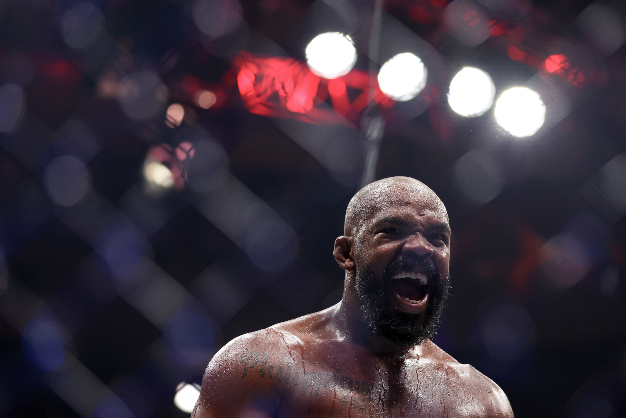 Jones-Aspinall UFC Fight Confirmed in Negotiations