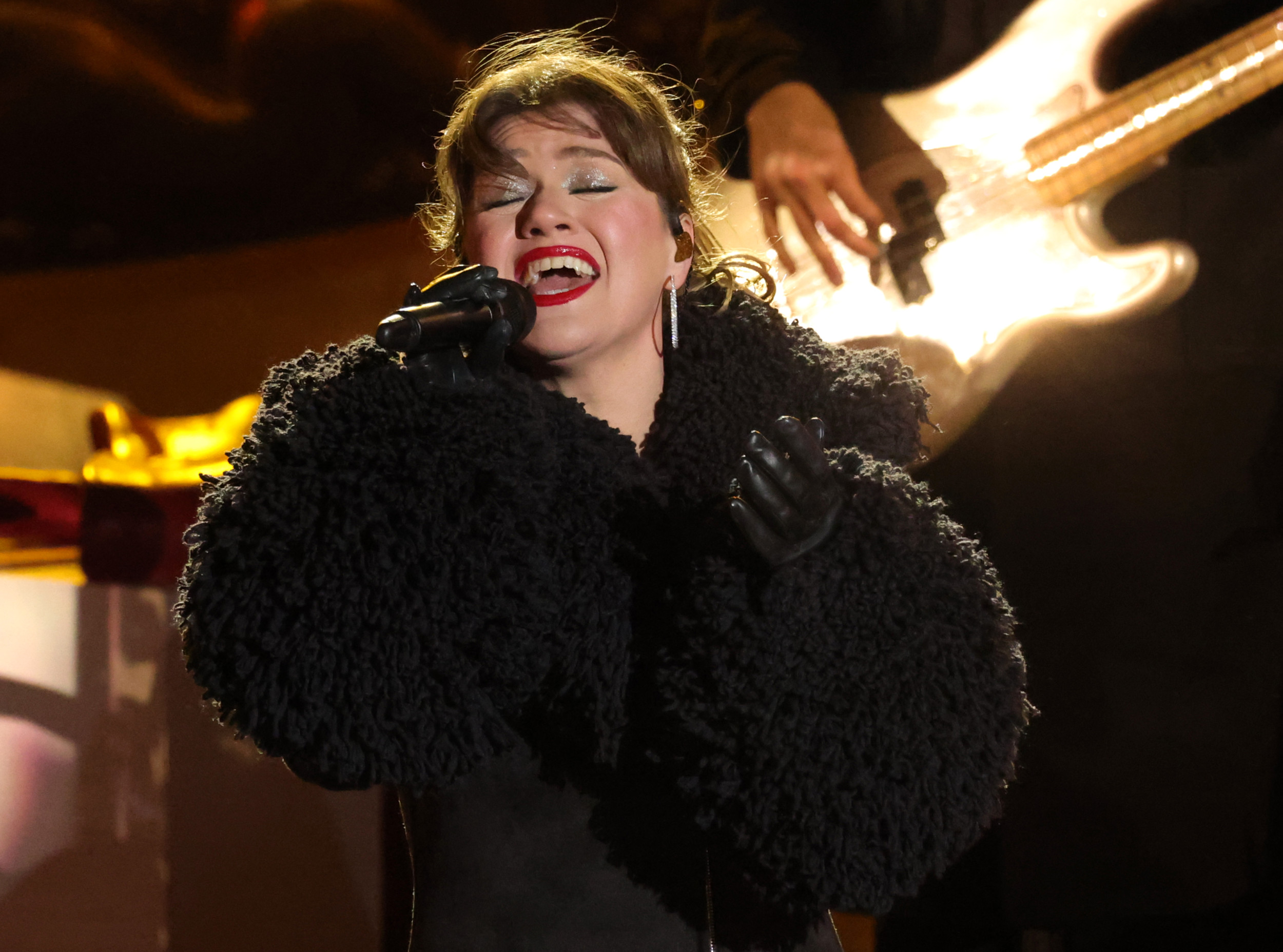 Kelly Clarkson Announces Major Career Move