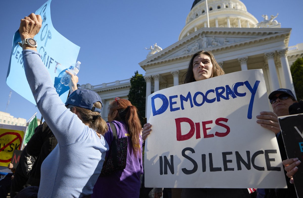 Trump Protests Democrats Leaders