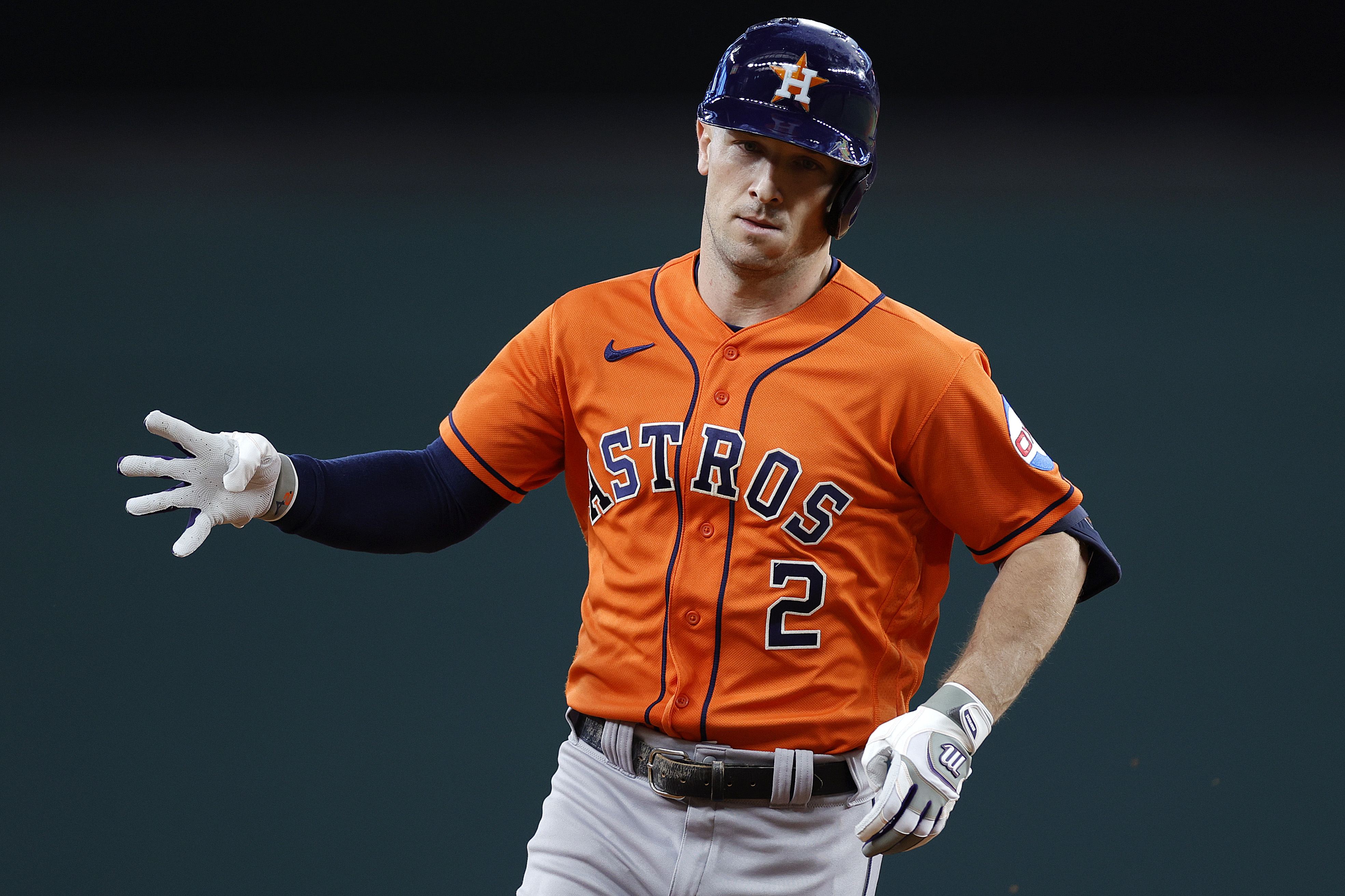 Toronto Blue Jays Pursue Free Agent Alex Bregman