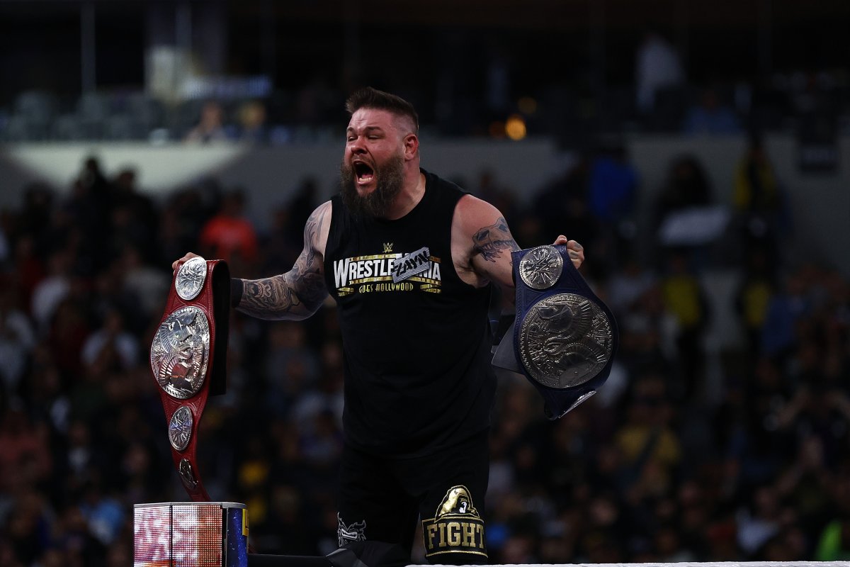 WWE Kevin Owens
