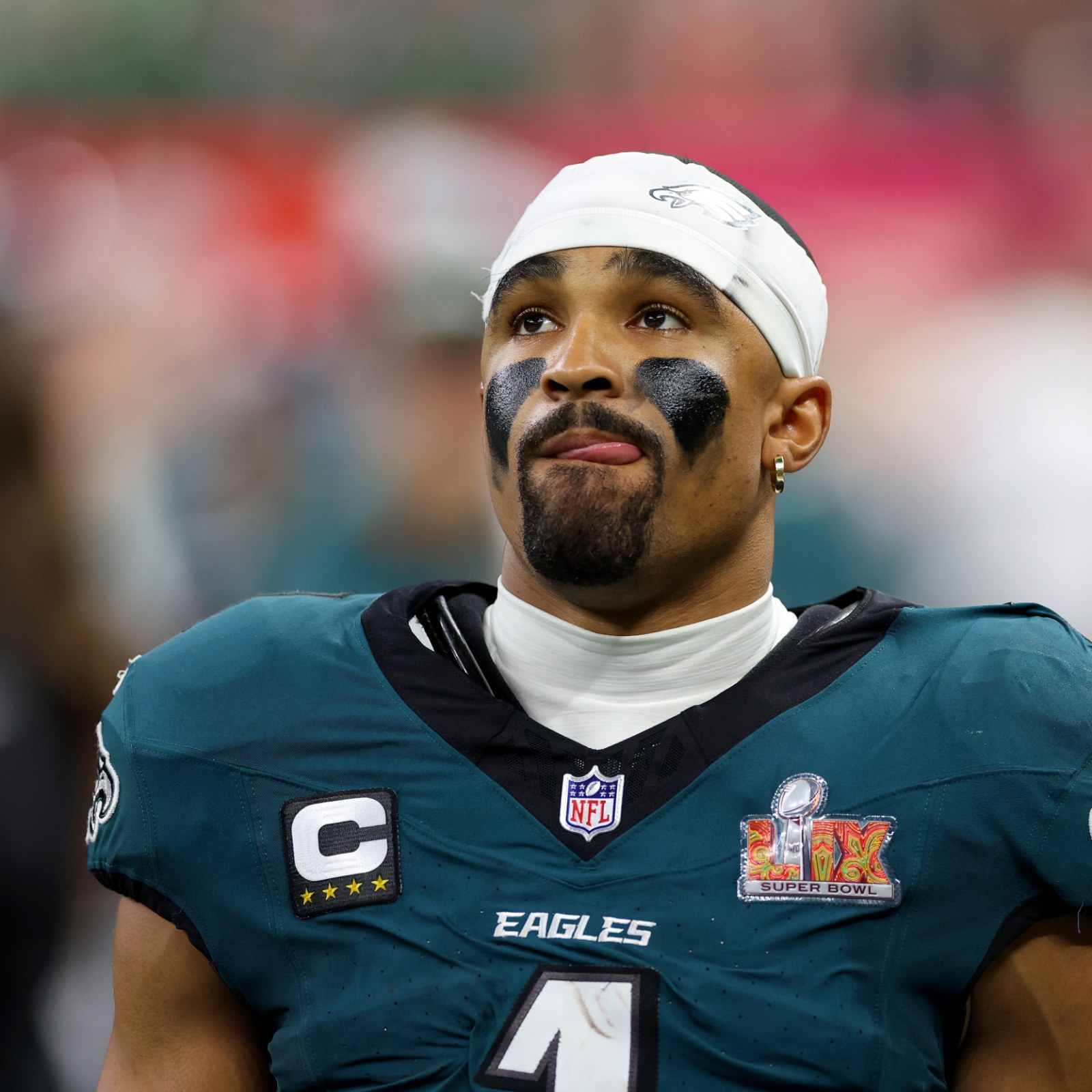BREAKING: The Eagles Approved $100 Million to Build a Statue of Jalen Hurts Outside Lincoln Financial Field to Recognize His Immense Contributions During His Time with the Eagles...vannguyen