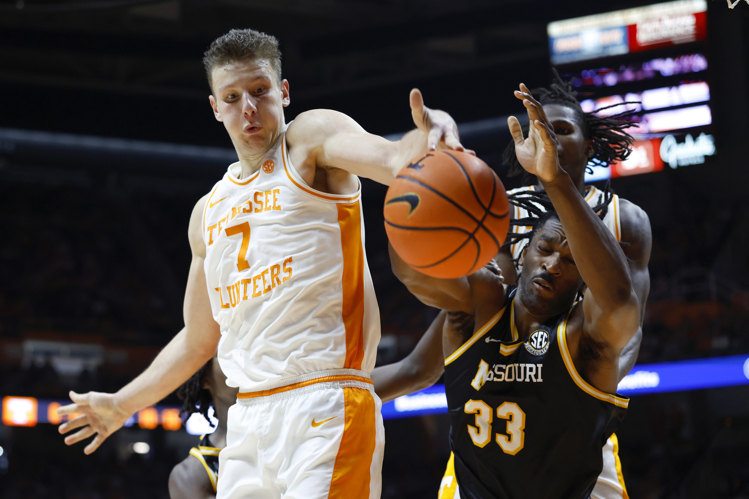 How to Watch Tennessee vs Kentucky: Live Stream Men’s College Basketball, T