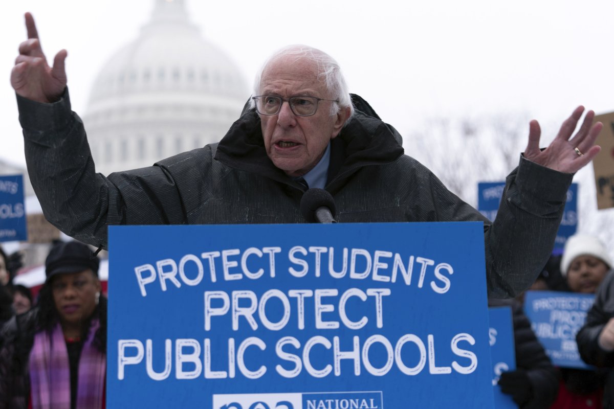 Protesta de la escuela de la escuela de Sanders