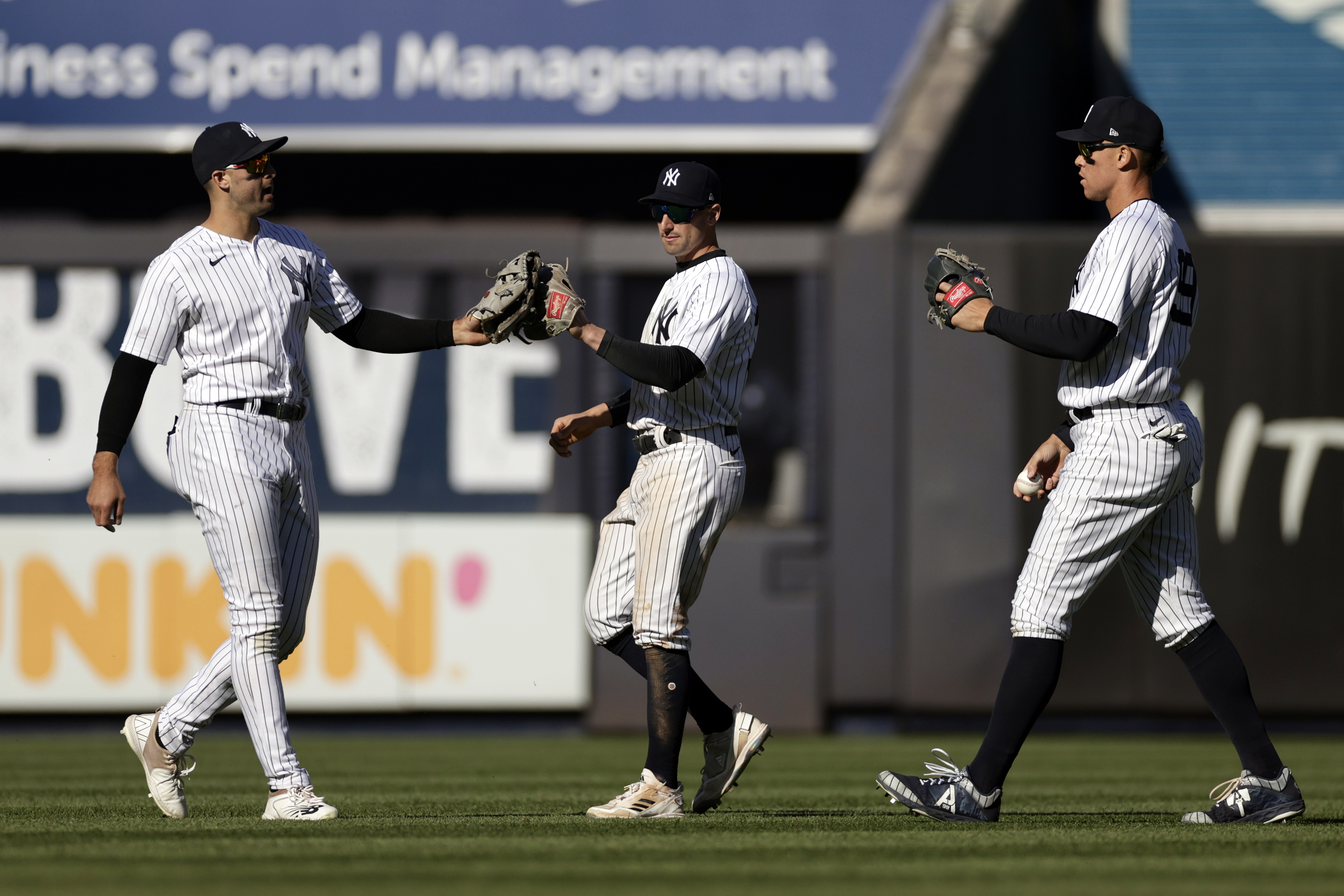 Former Yankees, Dodgers, Rangers All-Star Outfielder Signs With White Sox