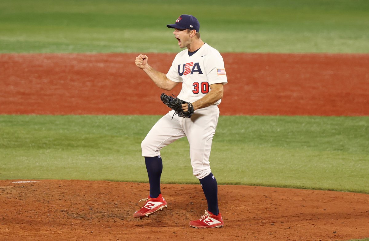 Relief pitcher David Robertson