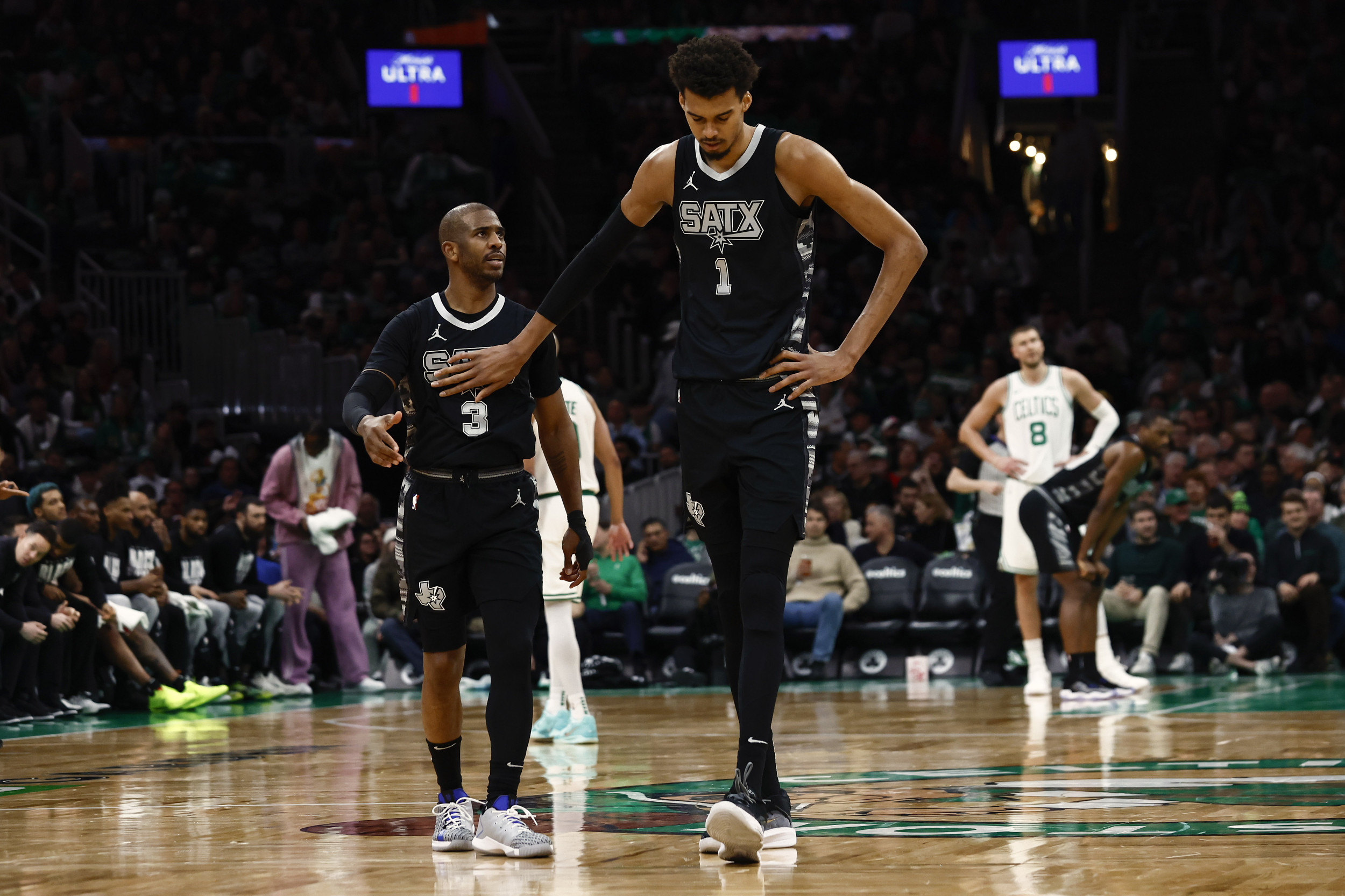 Cleveland Wins Skills Challenge; McClung's Dunk Triumph