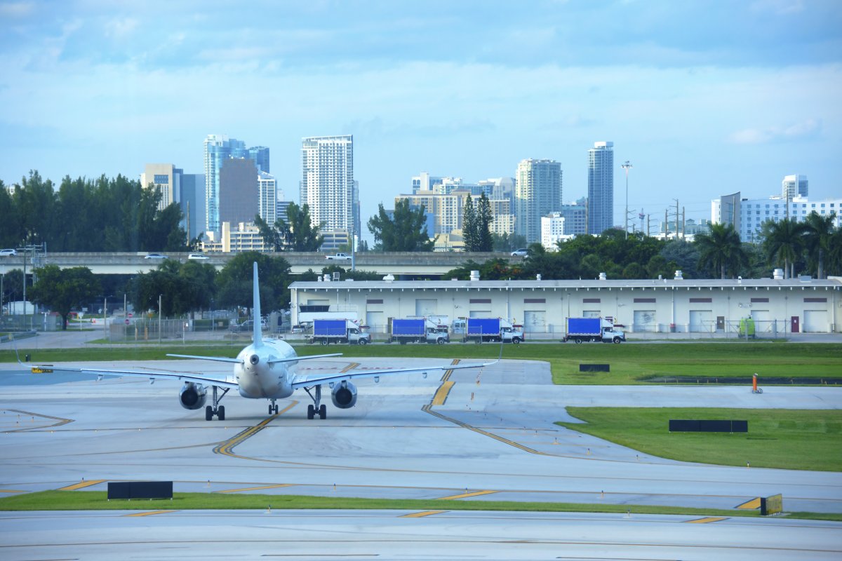 A flight takes off from Fort Lauderdale