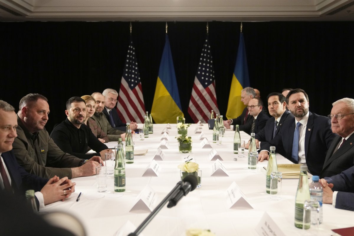 Zelensky meets Vance and Rubio