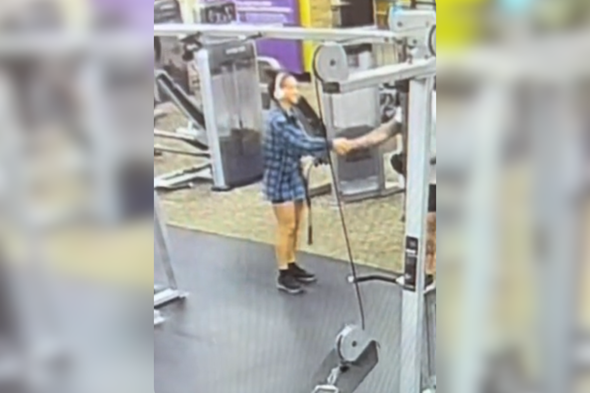 Shaking hands at gym
