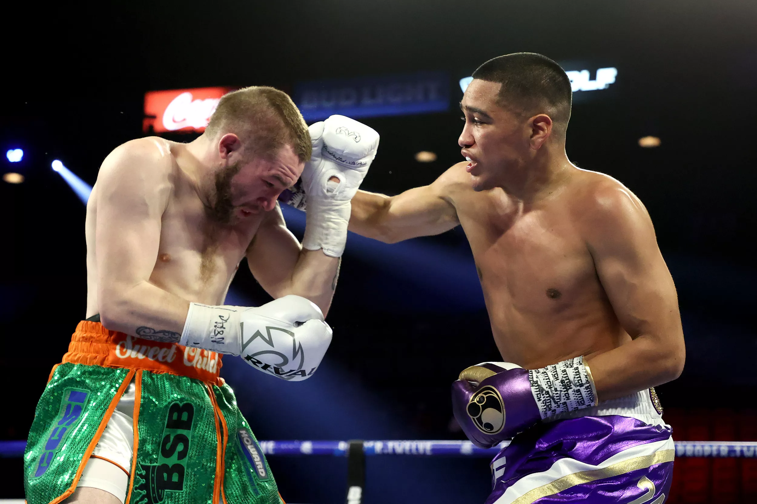 How to Watch Gabriel Flores Jr. vs Jose Arellano: Live Stream Boxing, TV
