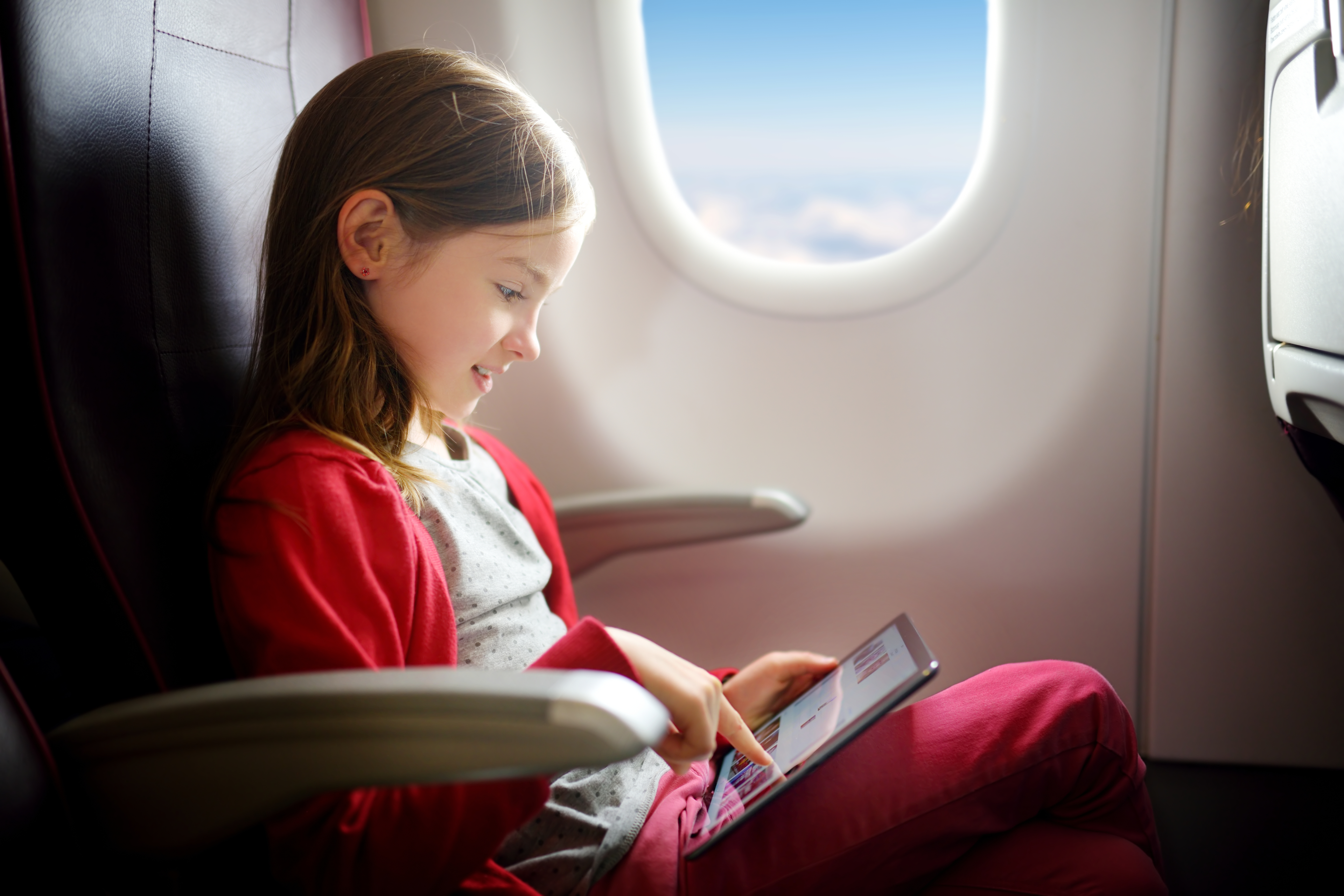 What Child Does on Plane Ride Home Leaves Internet Obsessed What Child Does on Plane Ride Home Leaves Internet Obsessed