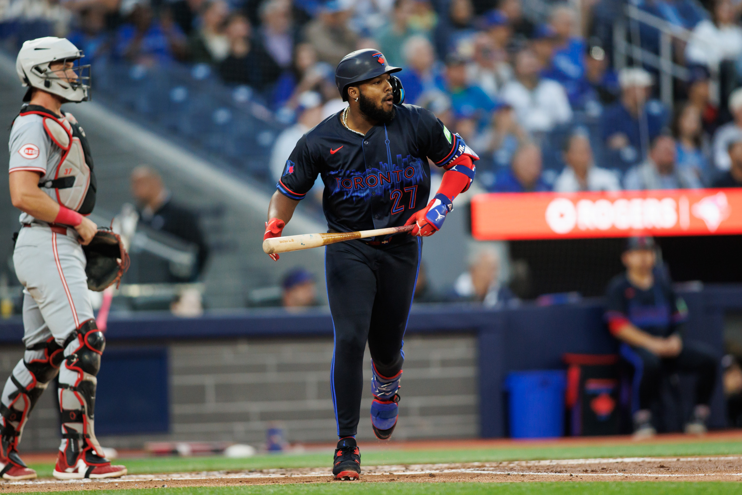 Shocking NL Contender Linked To Potential Blockbuster Vladimir Guerrero Jr. Trade