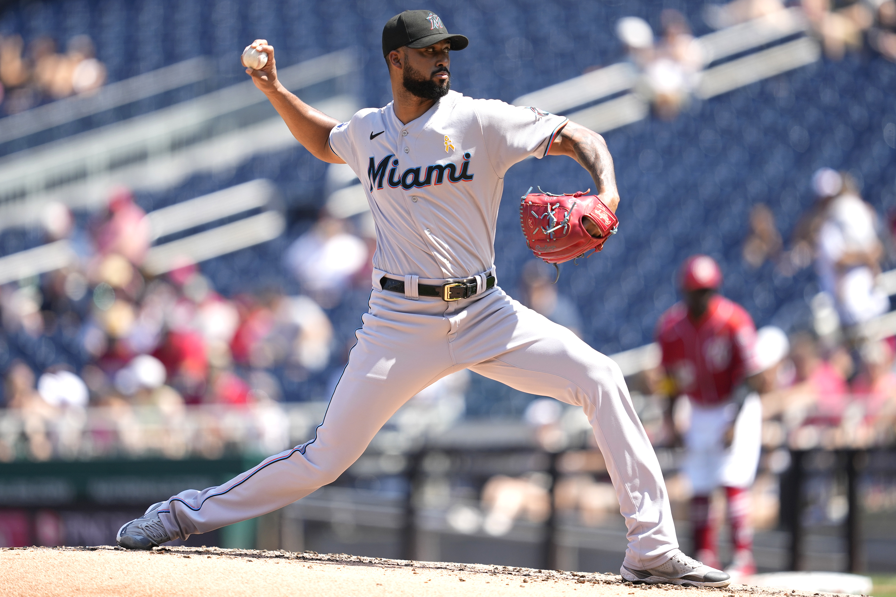 Mets Seek Pitching Depth Amid Frankie Montas Injury