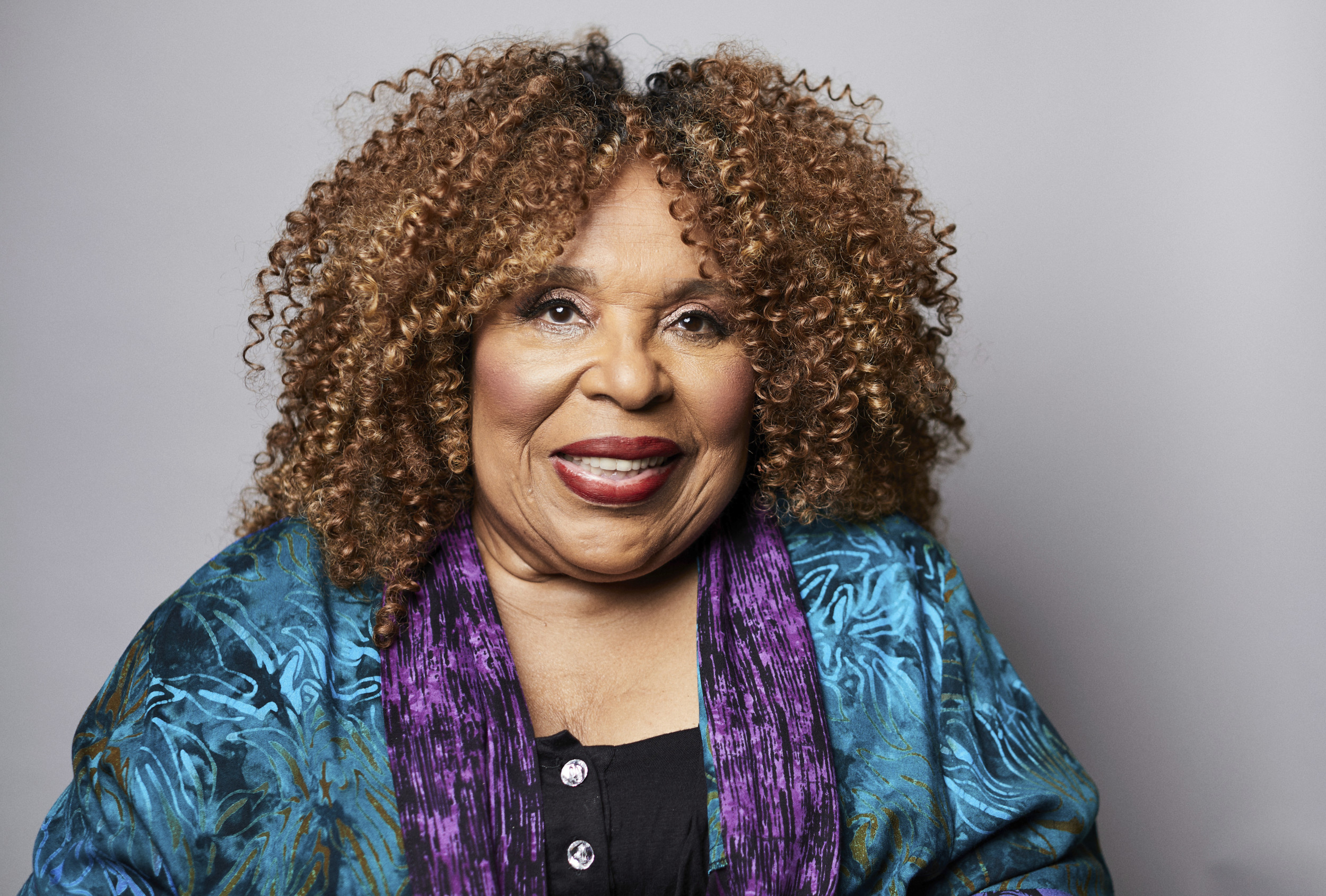 Singer Roberta Flack Dies at 88 - Newsweek
