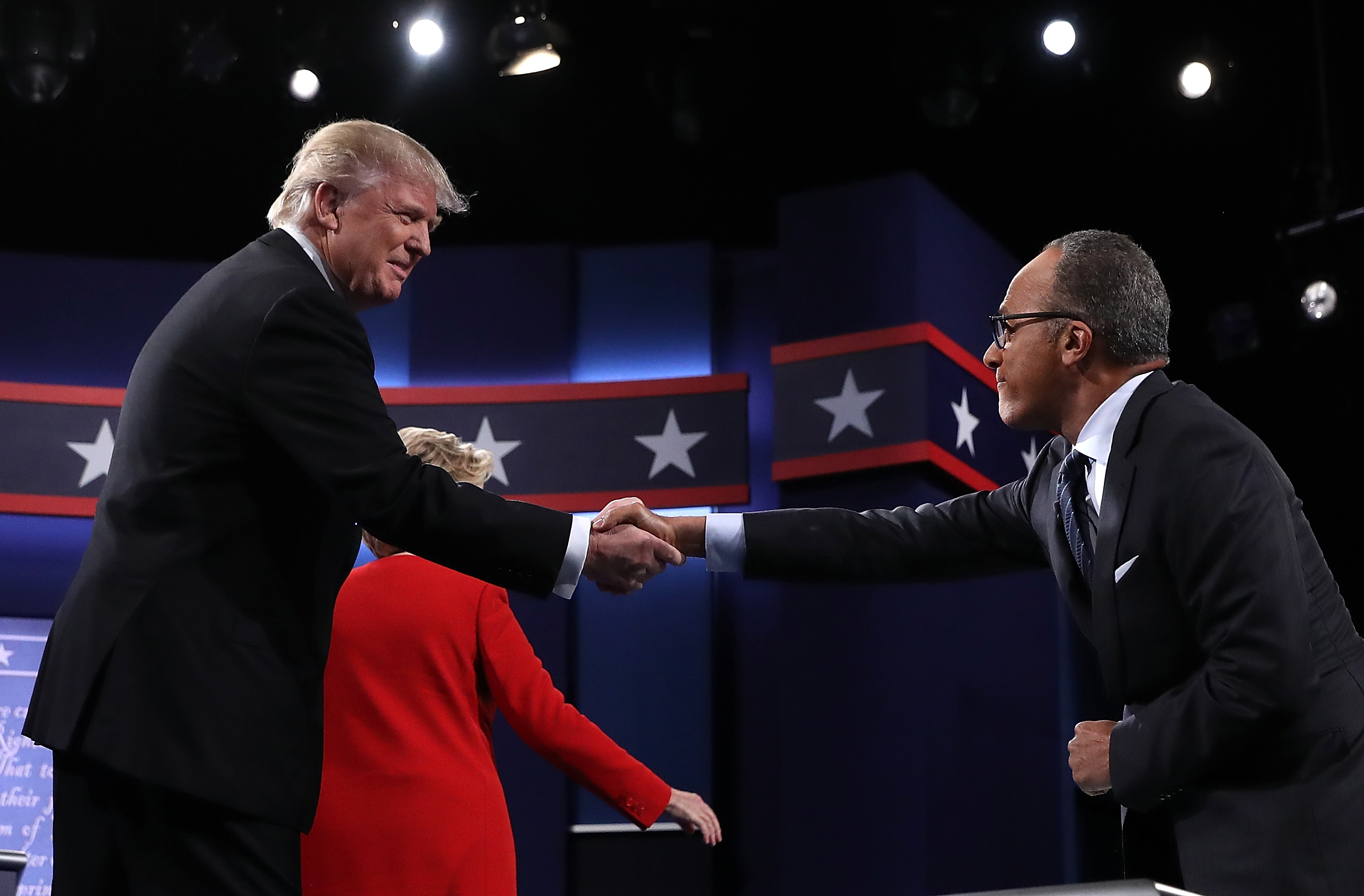 Lester Holt Signing Off as 'NBC Nightly News' Anchor After 10 Years ...