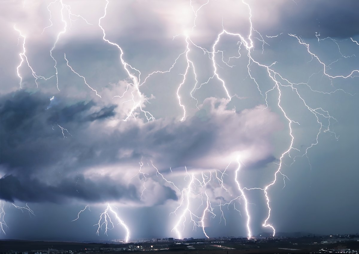 Very Rare Lightning Strikes Idaho