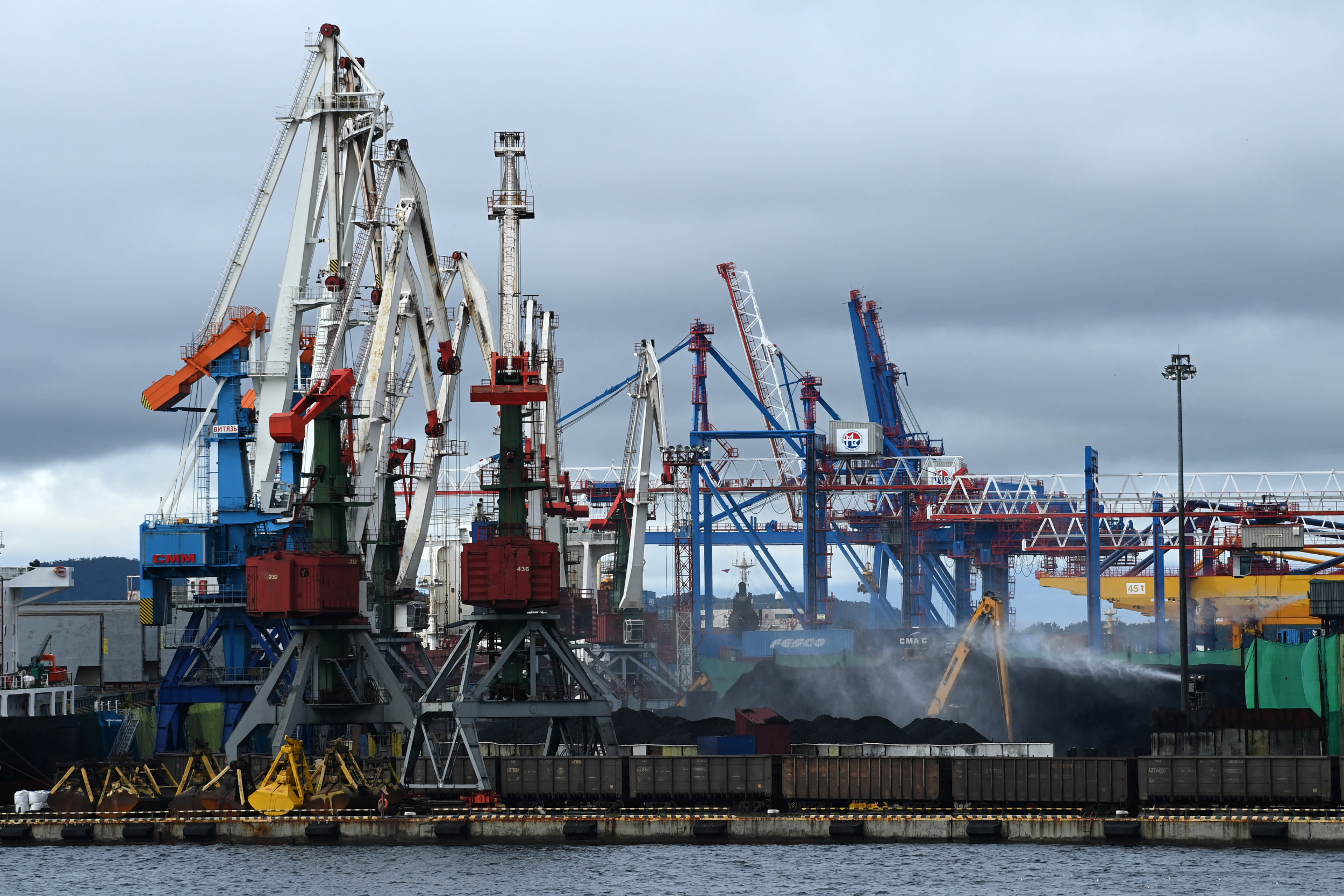 Russias Coal Industry Suffers Blow As Economic Troubles Worsen