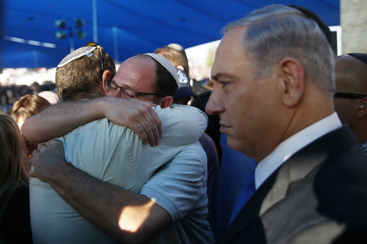 Netanyahu at funeral of Israeli teens