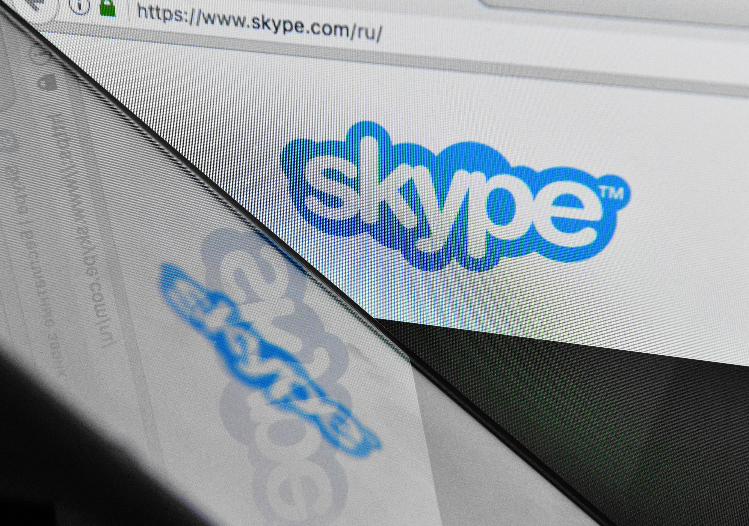 Why Microsoft is Shutting Down Skype—And 5 Chat Alternatives - Newsweek