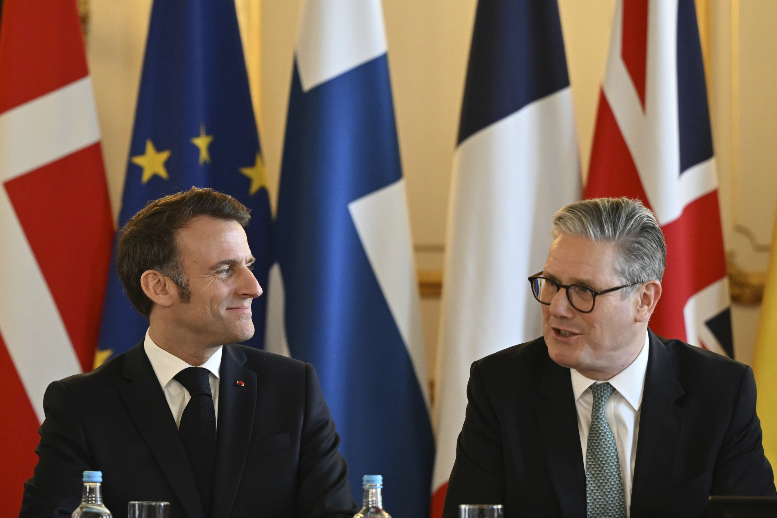 UK, France Agree to Work on Ukraine Ceasefire Plan to Present to US ...
