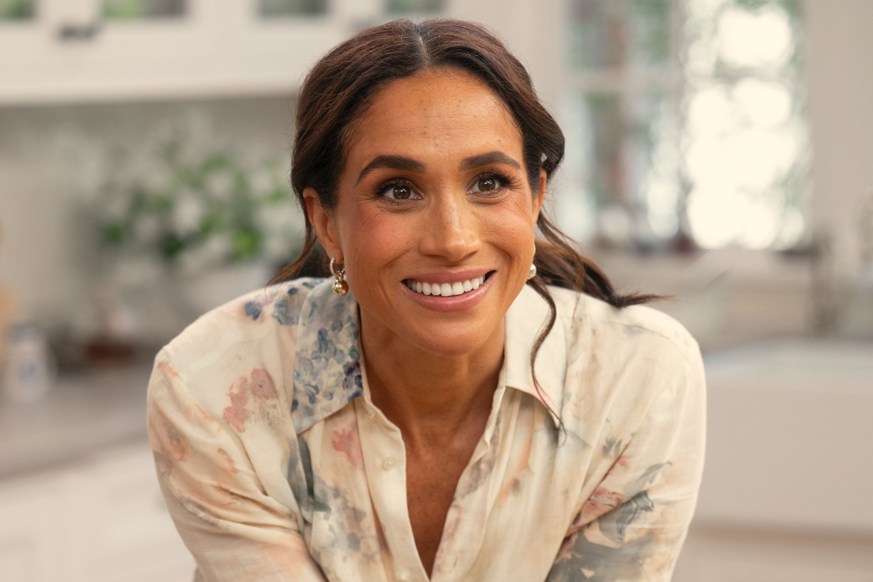 Meghan Markle Mocked Over Pretzel Bags: Peoples Martha Stewart