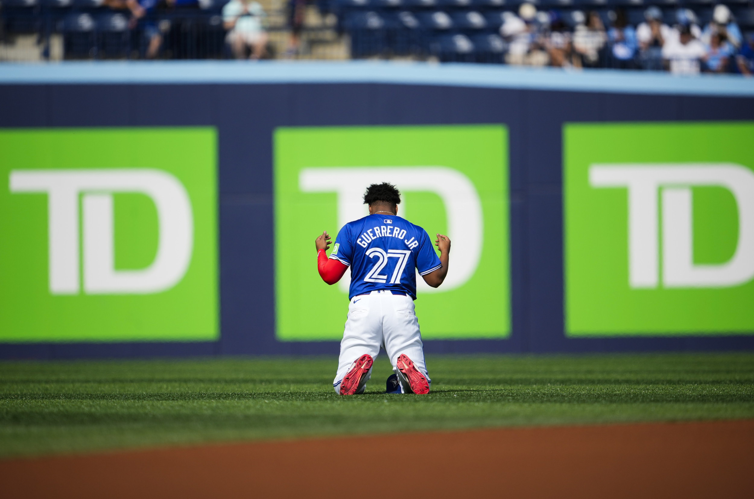 Shocking AL Club Linked To $480M Vladimir Guerrero Jr. In Free Agency