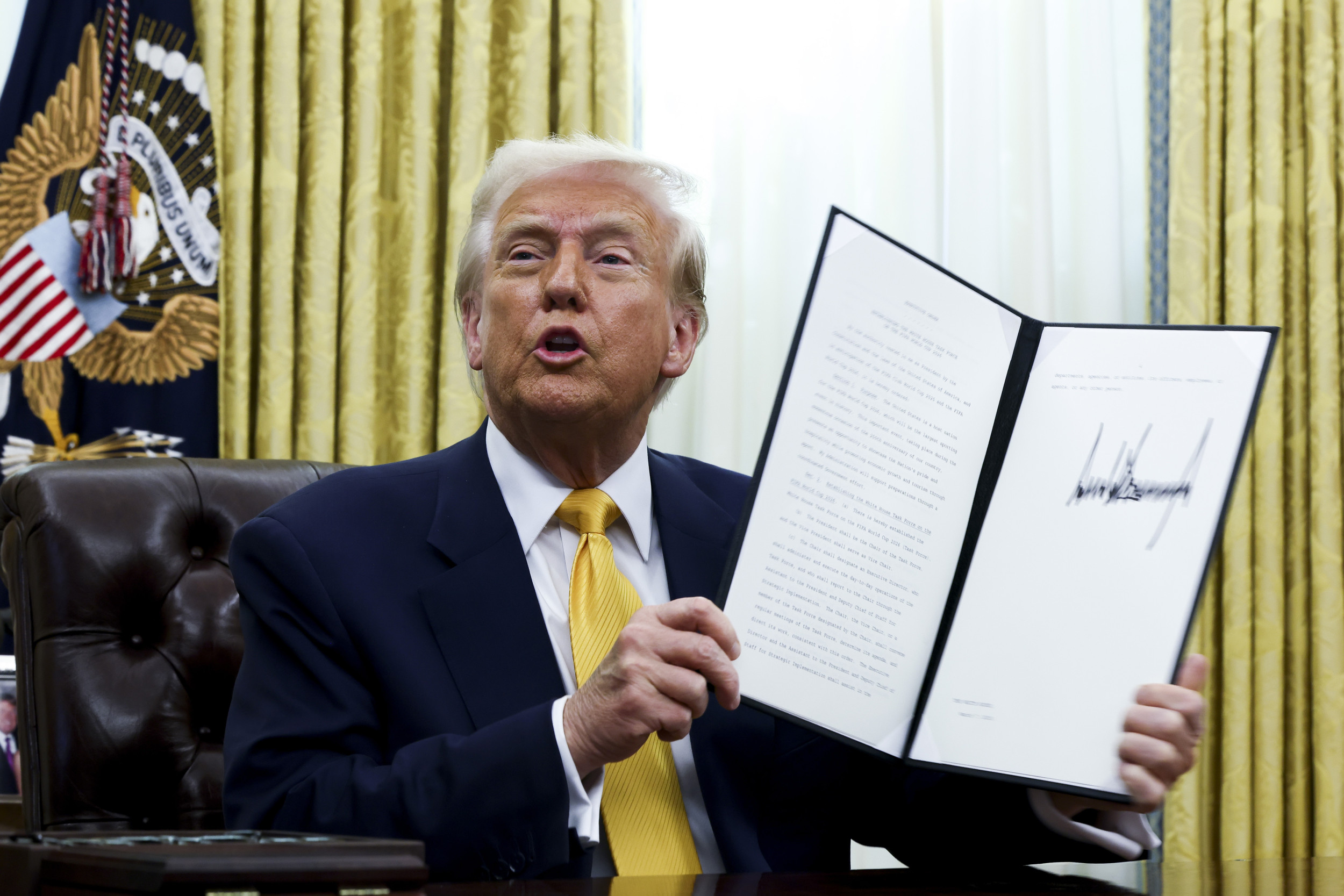 Donald Trumps Support Among Swing Voters Eroding—Data