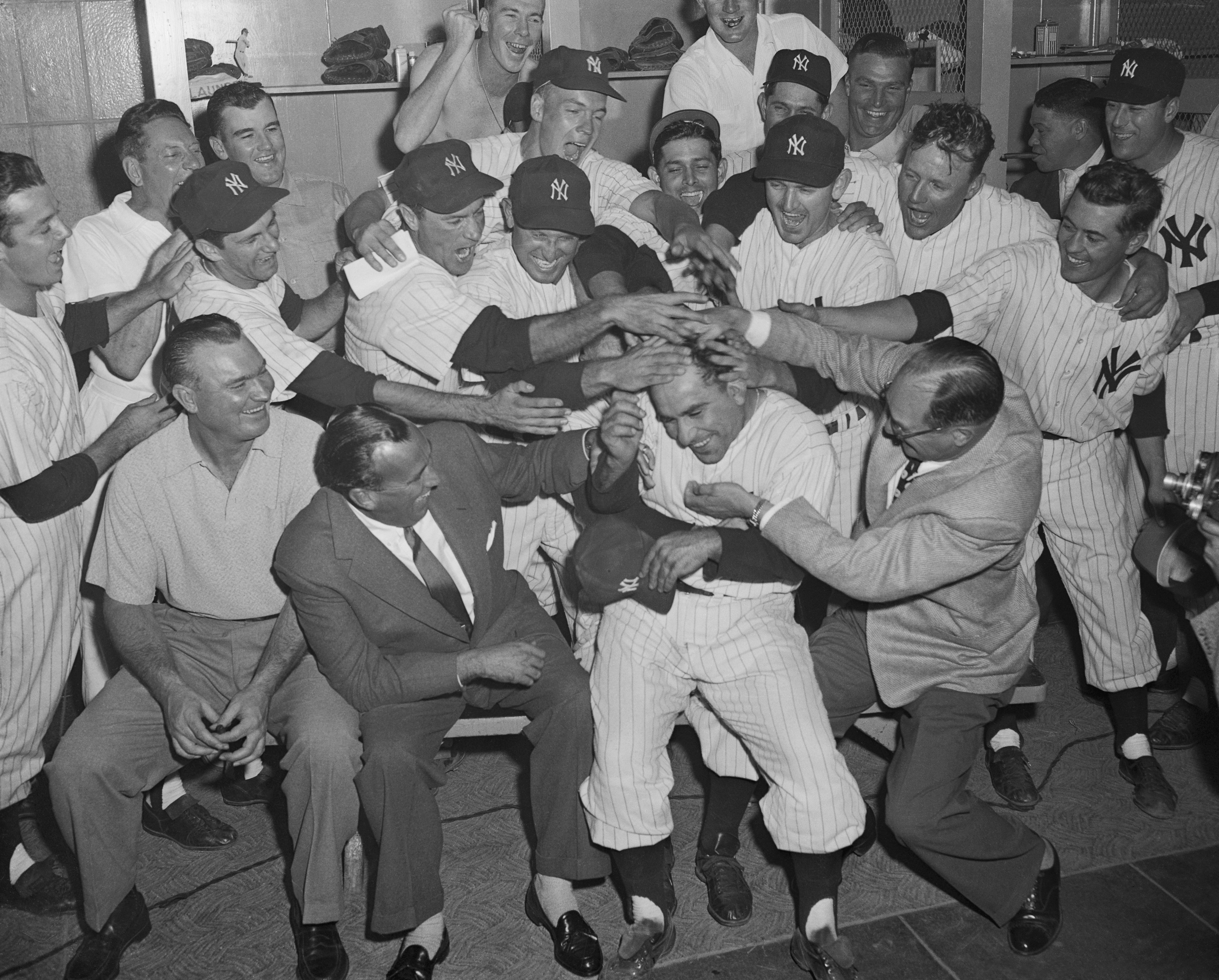 MLBs Oldest Living Player, Who Won World Series With Yankees, Dies at 100