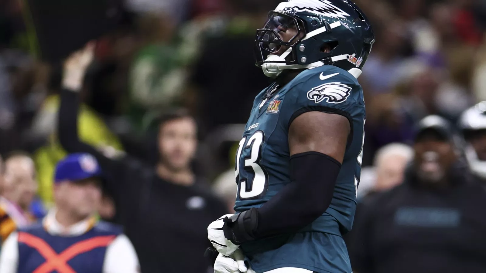 Milton Williams Spurns Panthers Last Minute, Signs With Patriots
