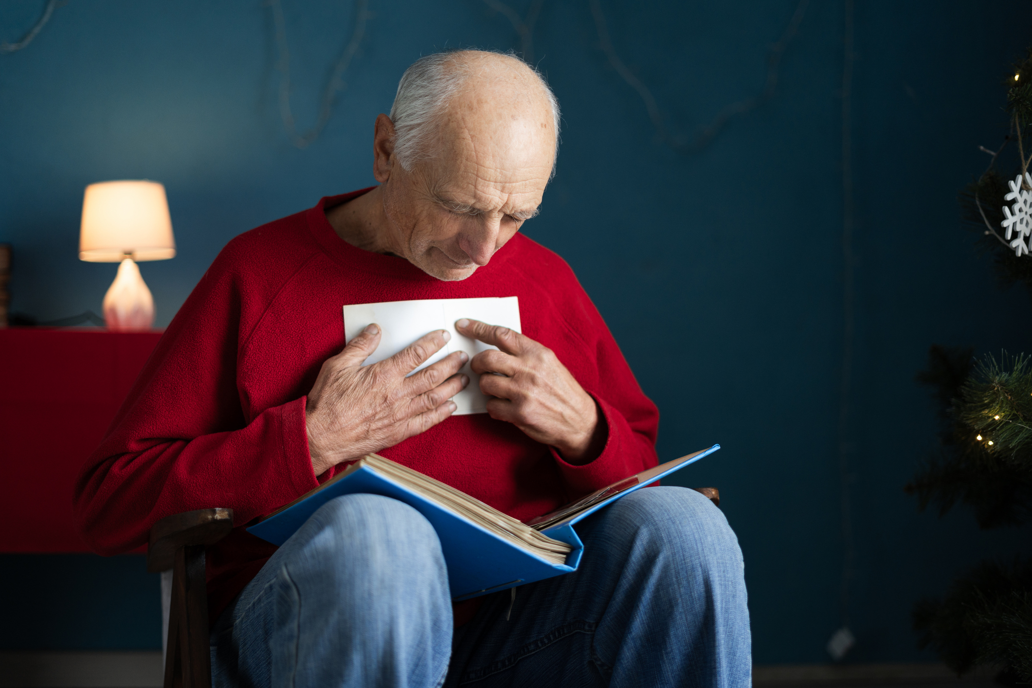 Tears at How Grandpa Documented Every Date With Wife for 60 Years