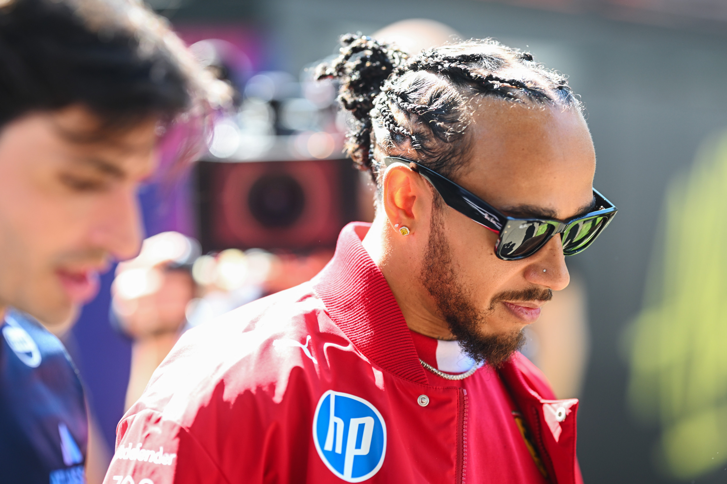 Lewis Hamiltons Ferrari Boss Compares Him to Carlos Sainz After FP1 Performance