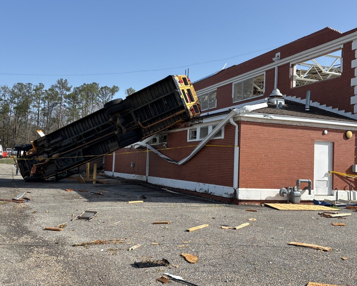 school bus on roof Alabama