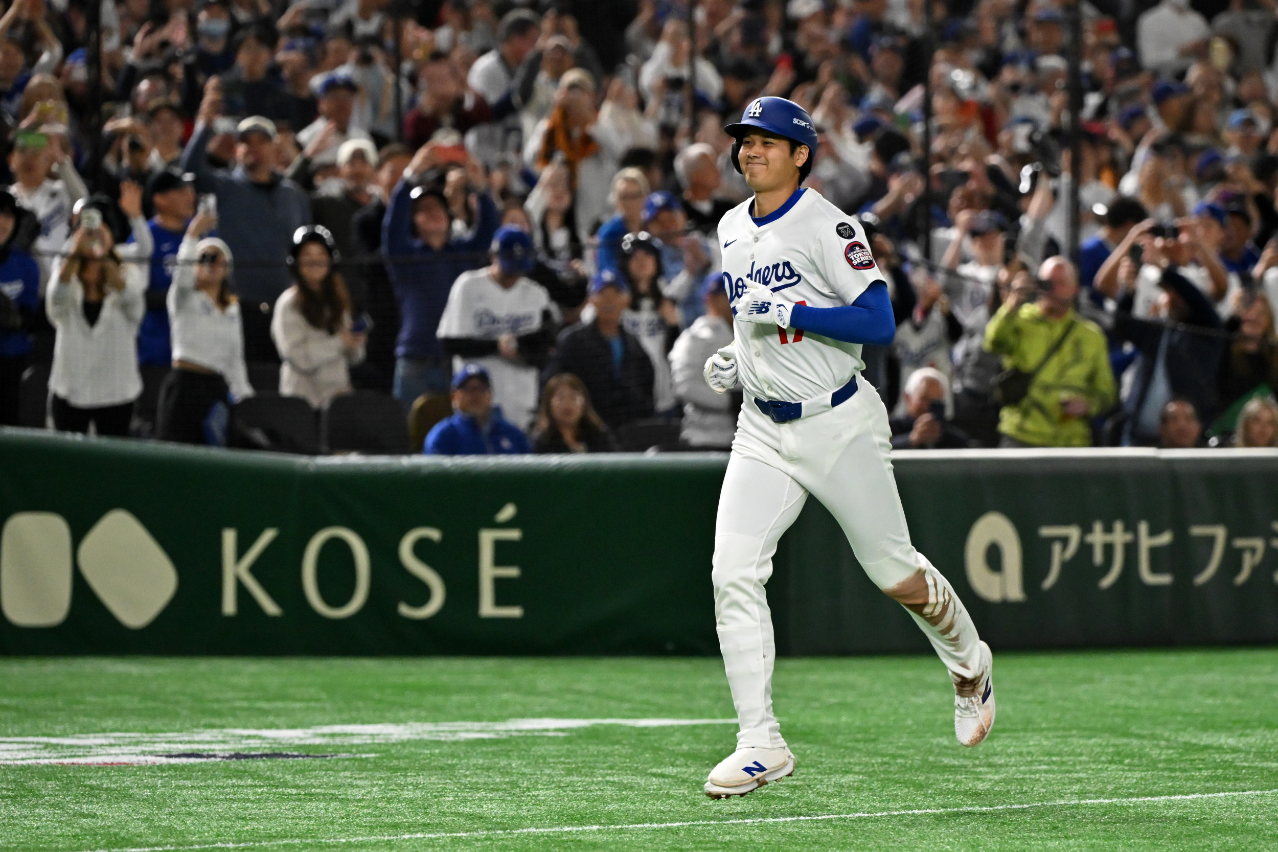 MLB World Reacts to Controversial Shohei Ohtani Home Run - Newsweek