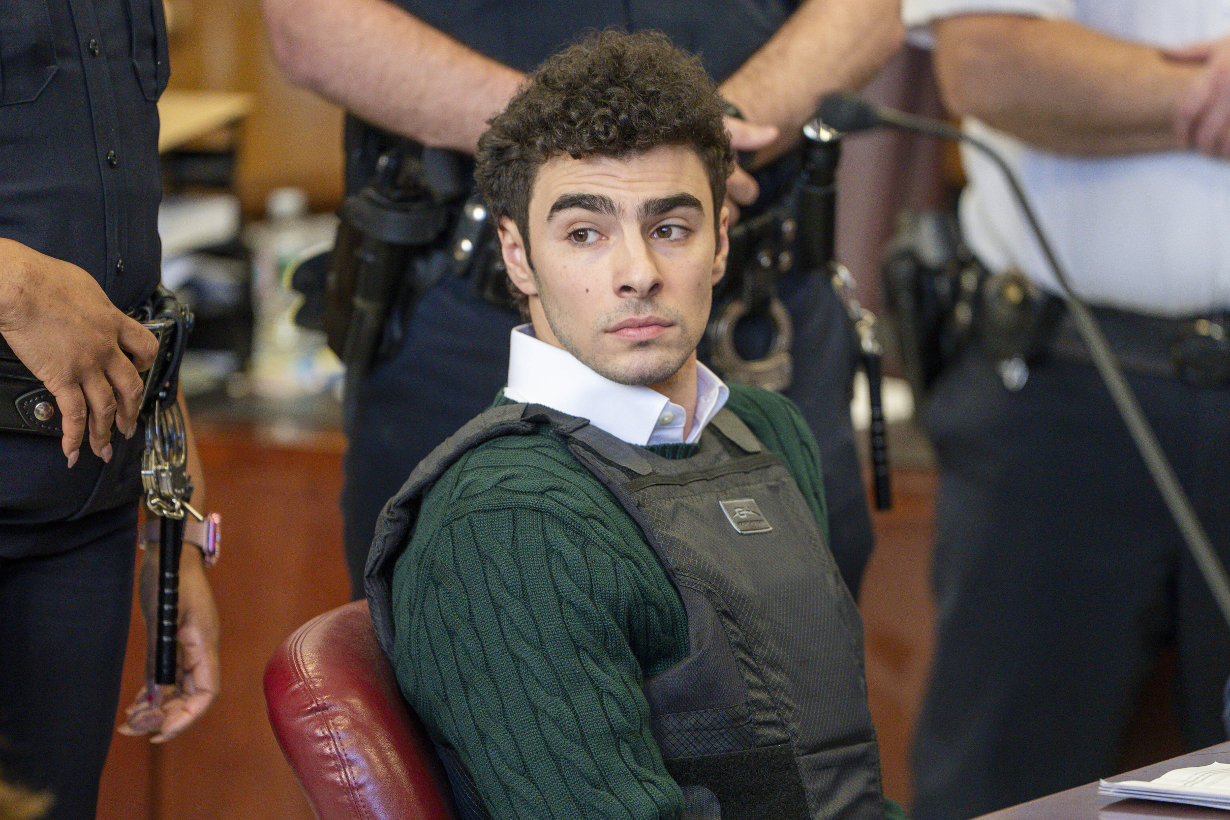 Luigi Mangiones Lawyers Say Police Used Snacks to Obtain DNA